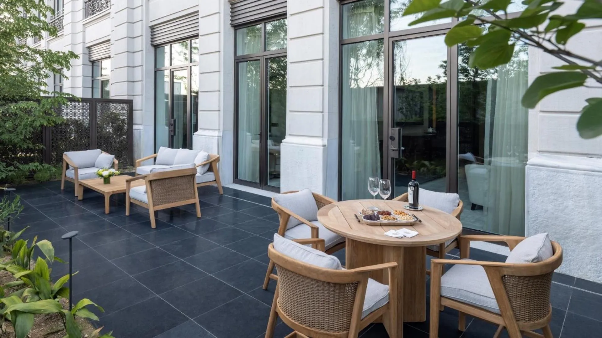 Bedroom in The Peninsula Istanbul