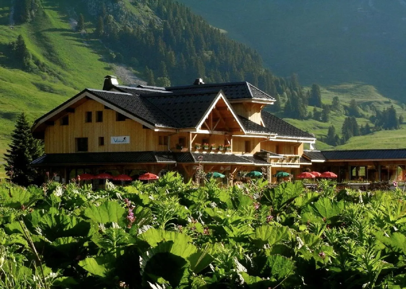 Property building in Logis Chalet Hotel Vaccapark