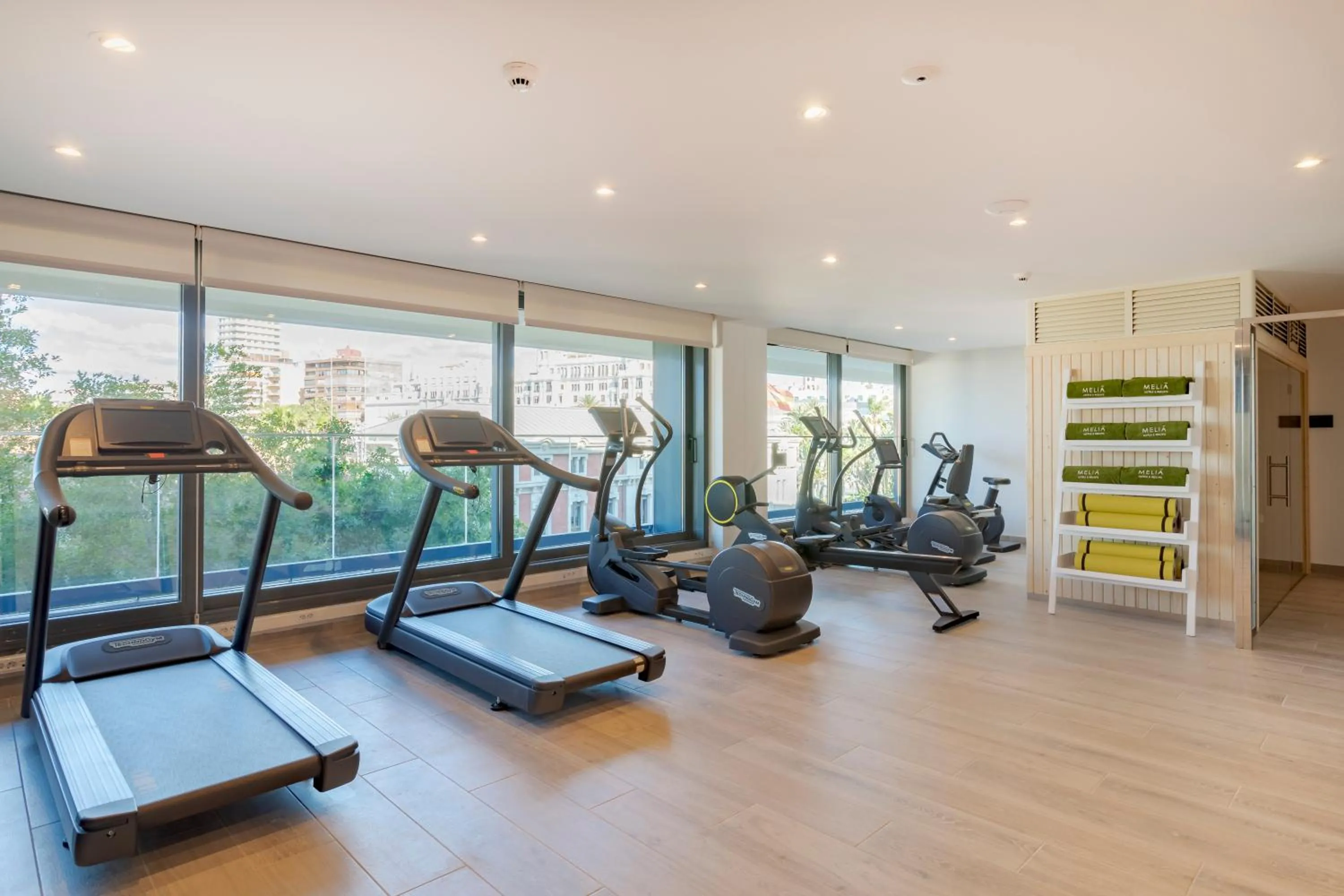 Fitness centre/facilities in Melia Alicante