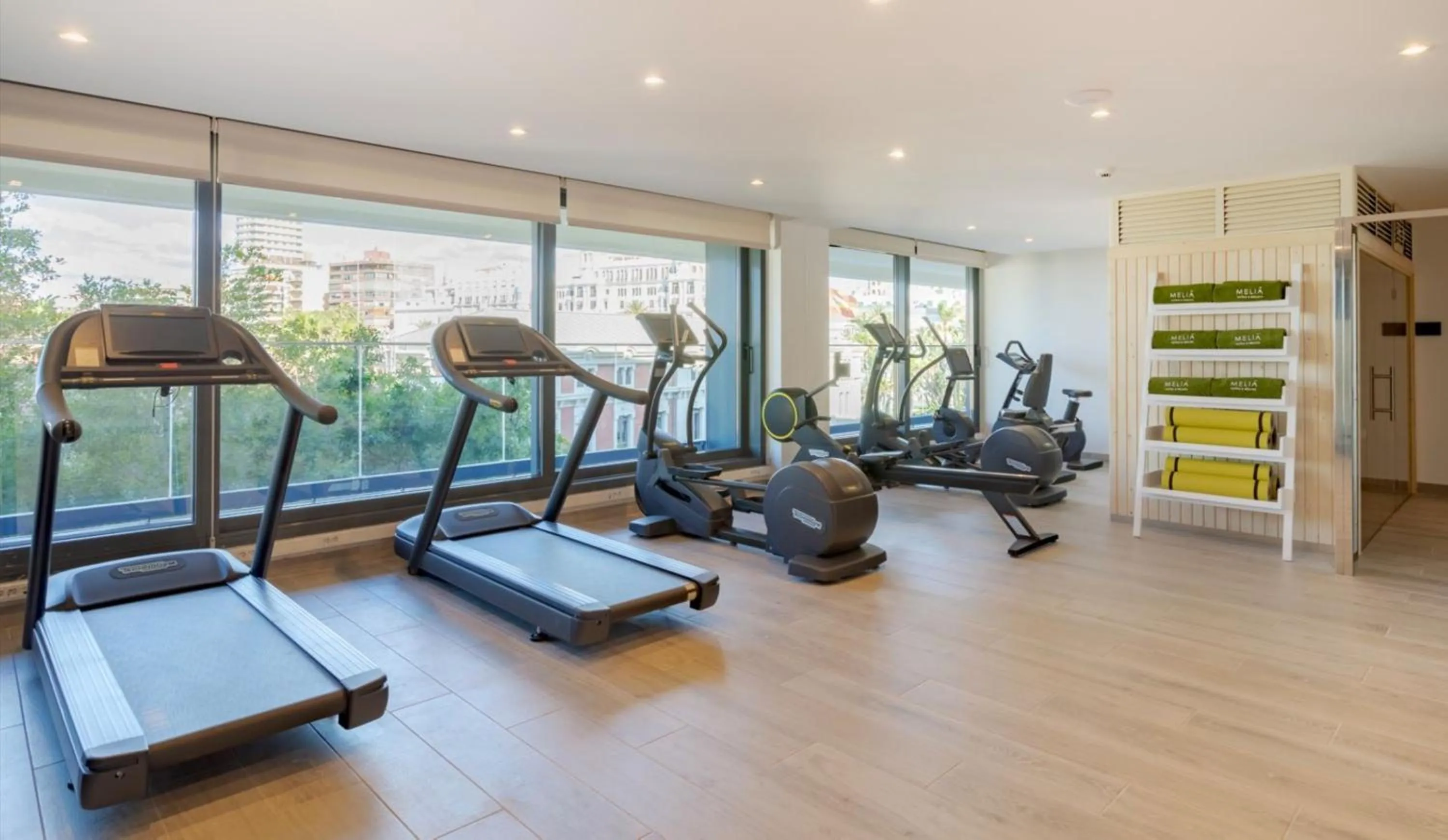 Fitness centre/facilities in Melia Alicante