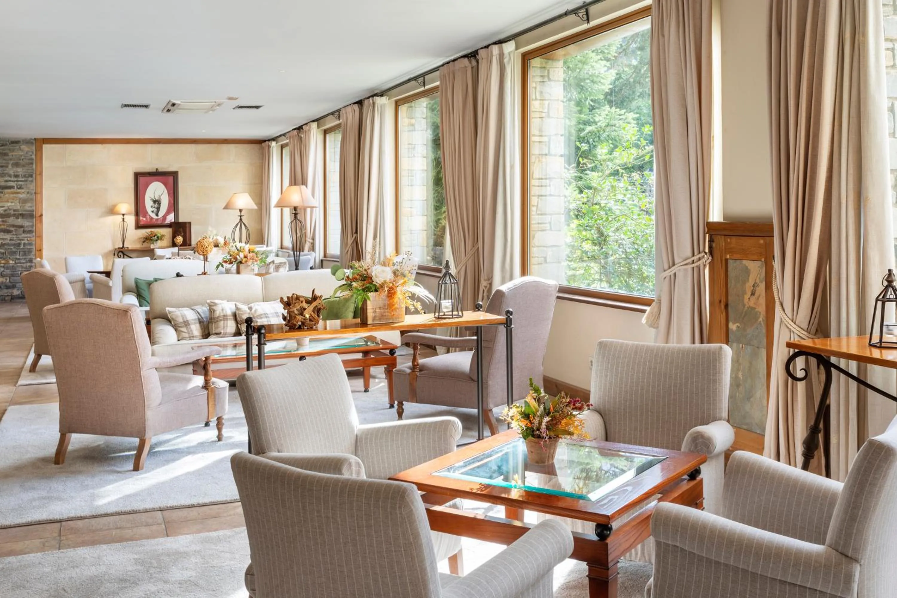 Lobby or reception in Hotel Vielha Val d'Aran, Affiliated by Meliá