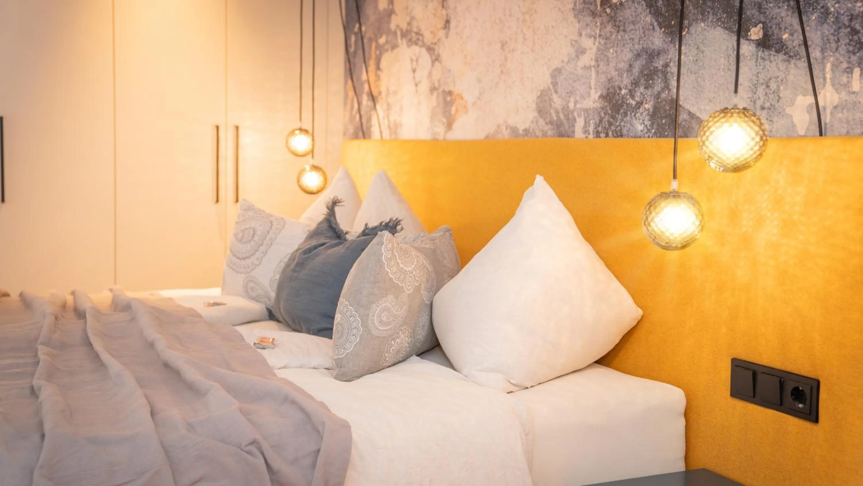 Bed in Königswieser Hof