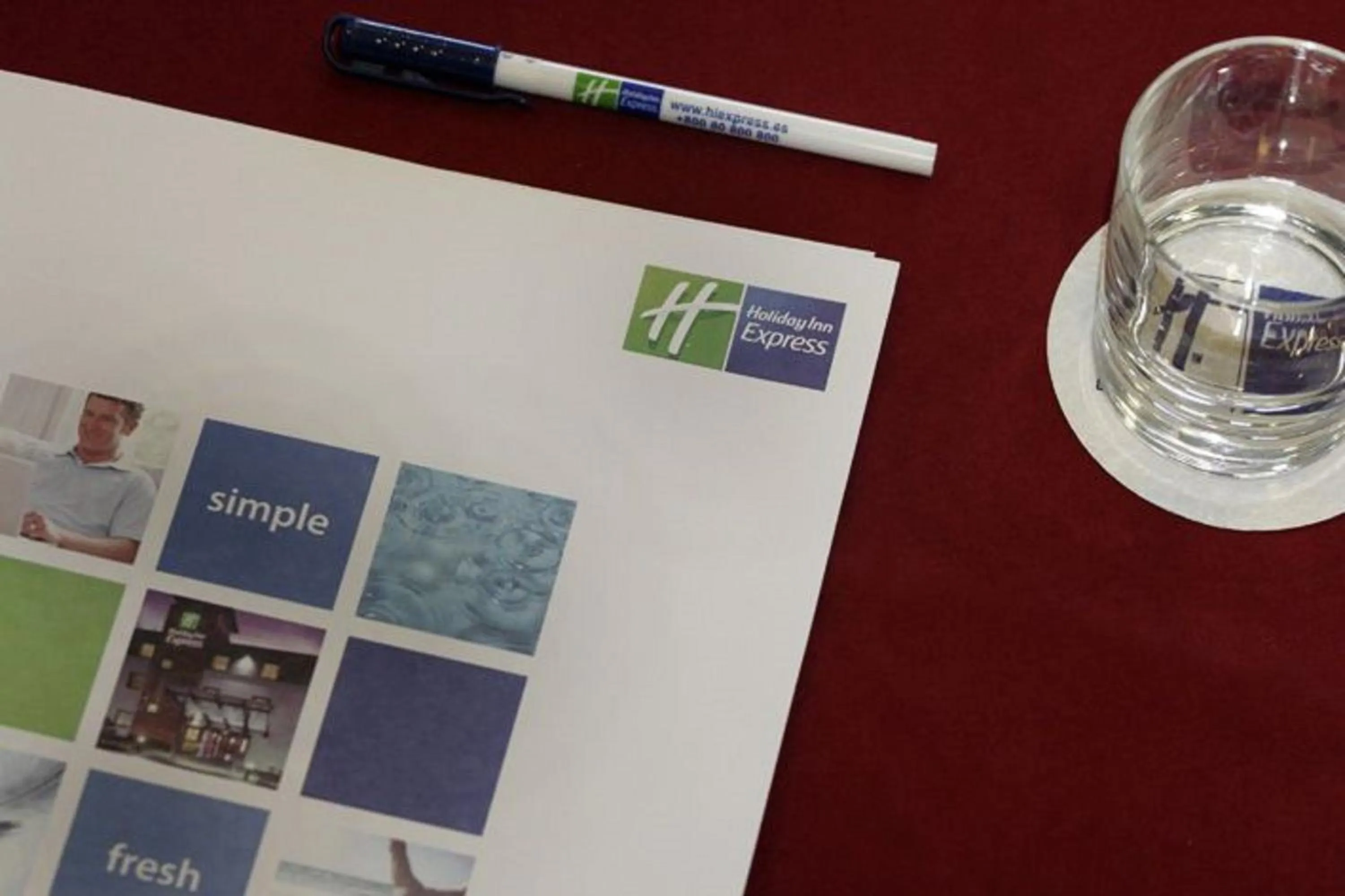 Meeting/conference room in Hotel Holiday Inn Express Madrid-Rivas by IHG