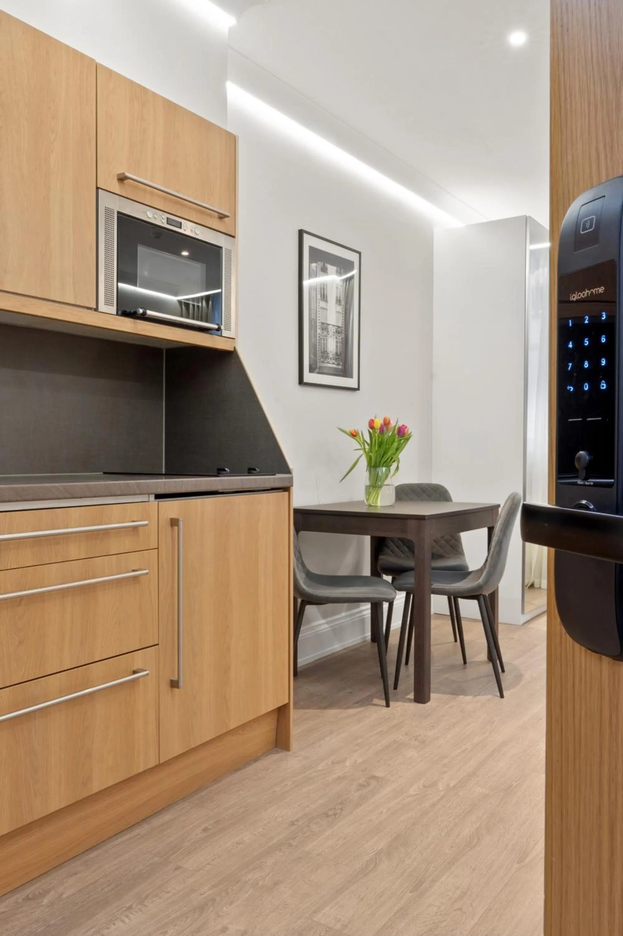 Kitchen or kitchenette in Cleveland Residences Russell Square