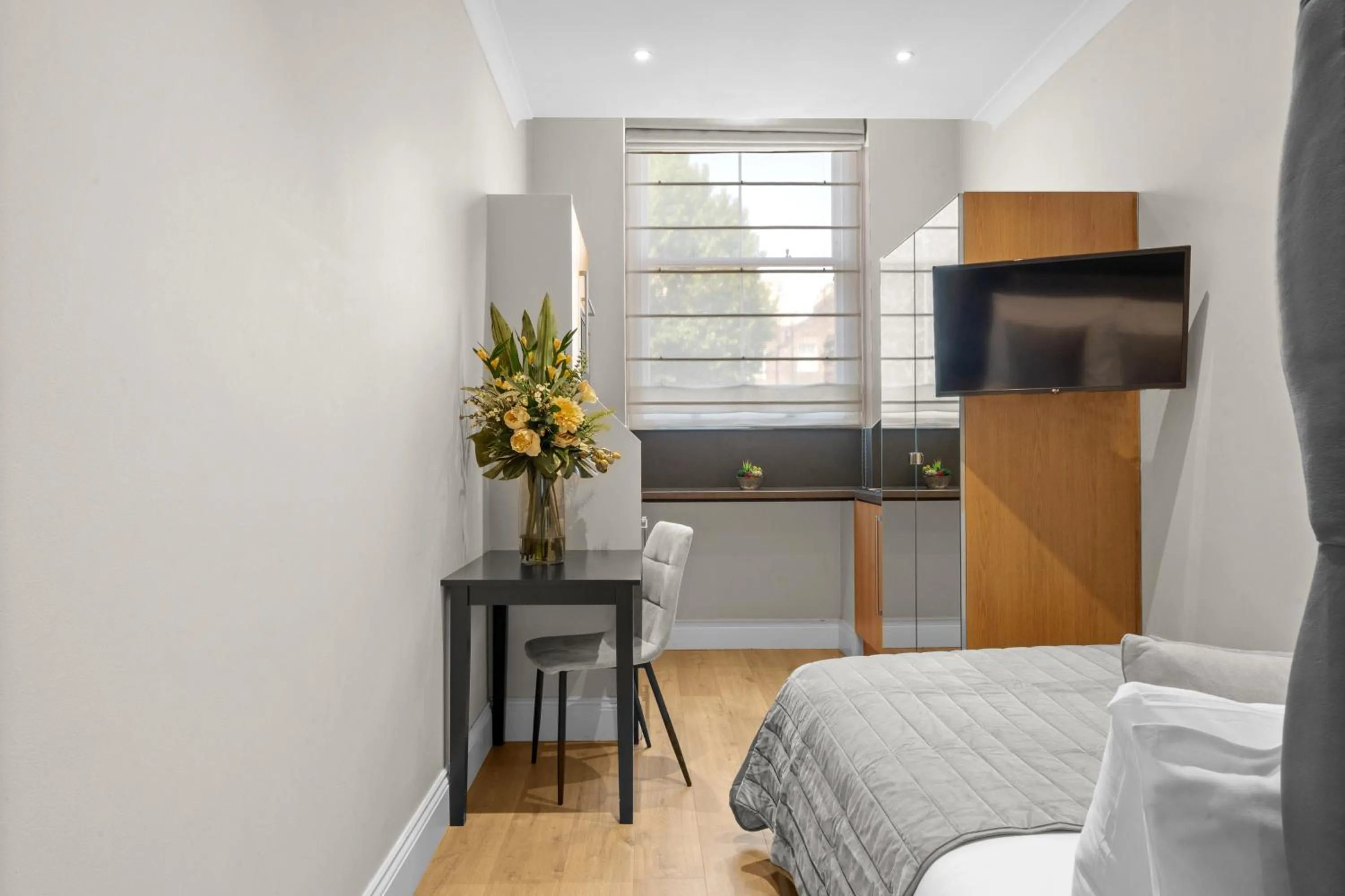 Bed in Cleveland Residences Russell Square