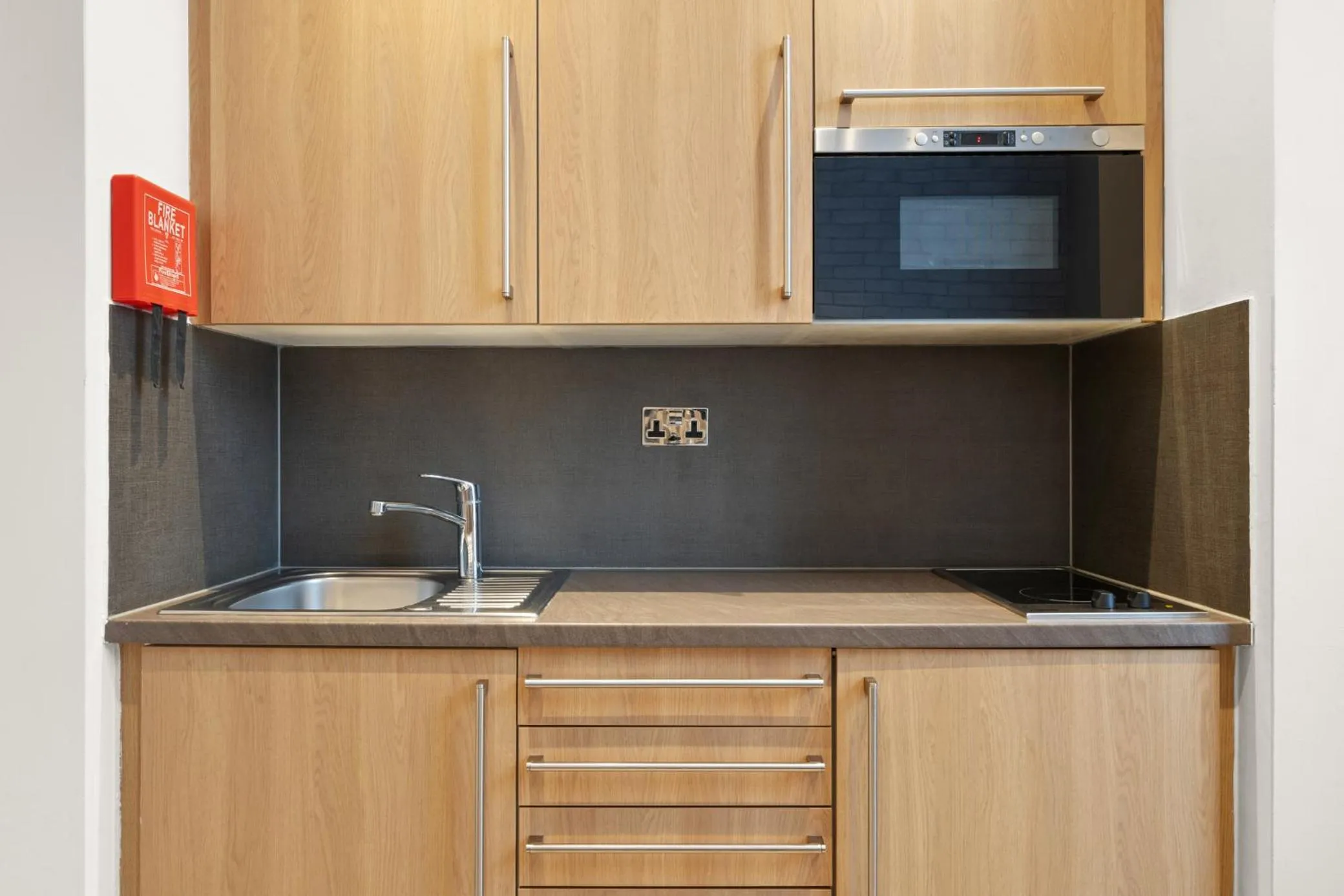 Kitchen or kitchenette in Cleveland Residences Russell Square