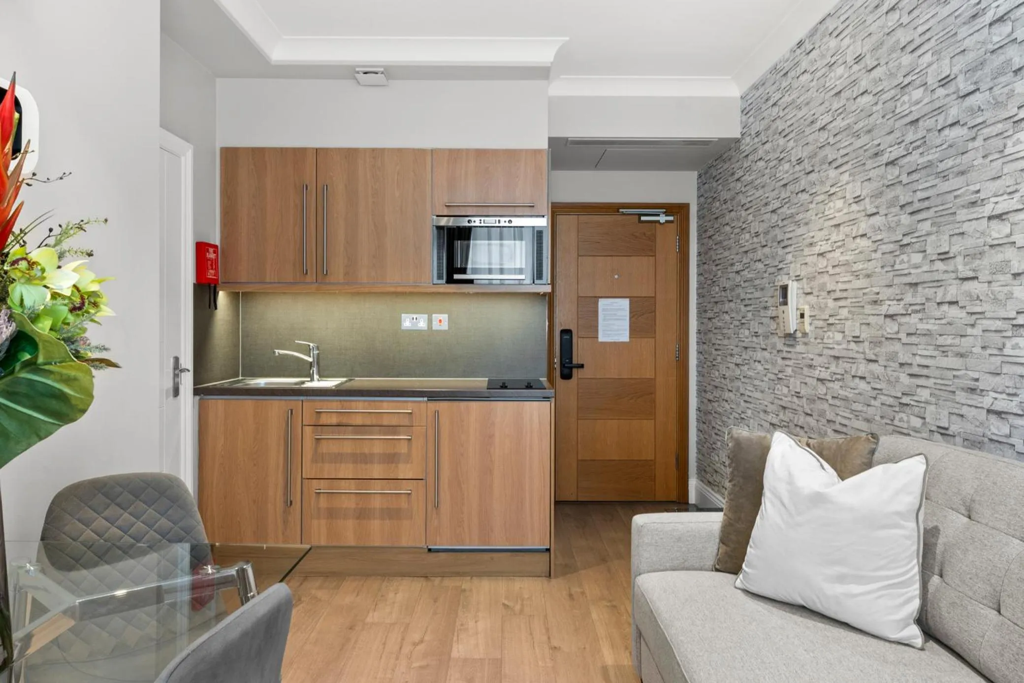 Kitchen or kitchenette in Cleveland Residences Russell Square