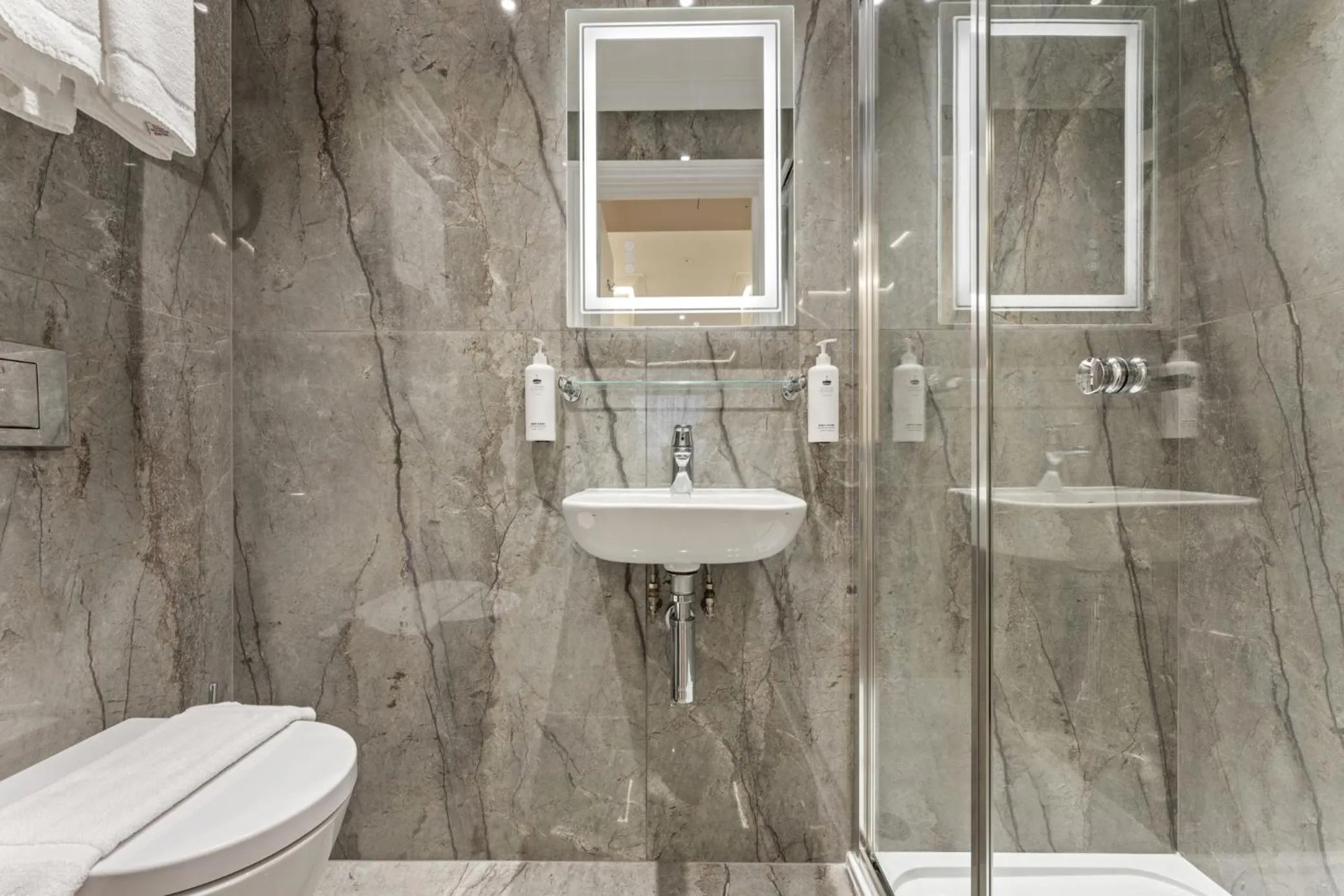 Shower in Cleveland Residences Russell Square