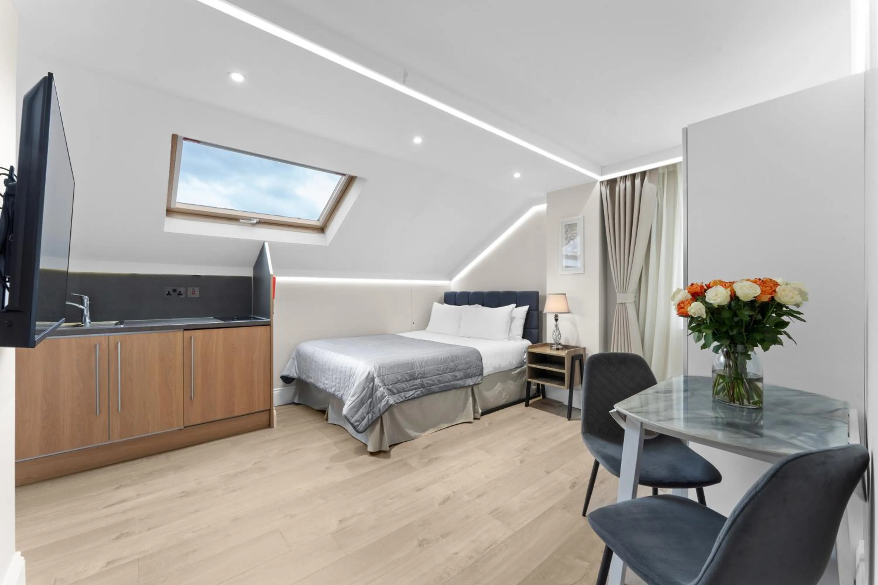 Bed in Cleveland Residences Russell Square