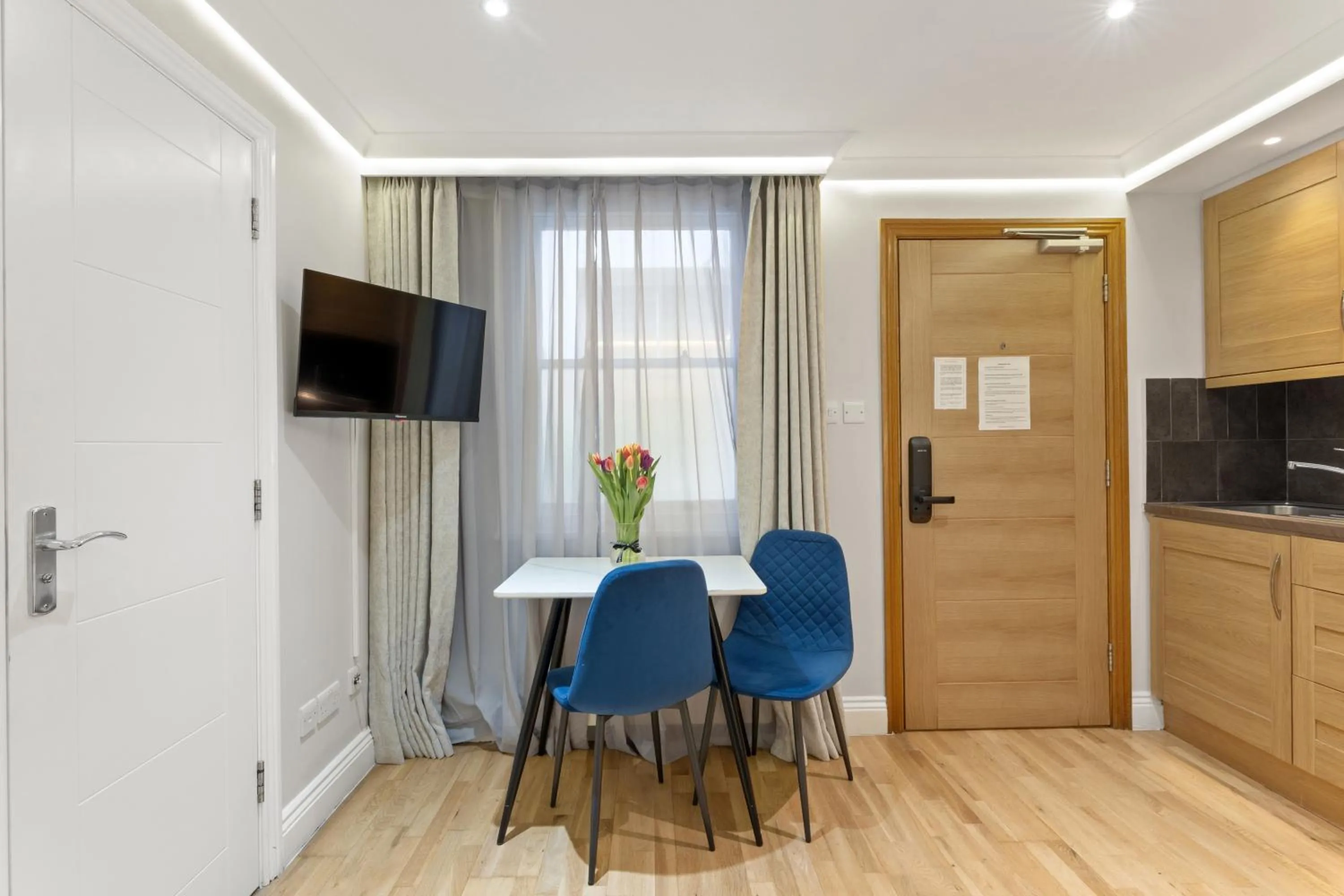 Seating area in Cleveland Residences Russell Square