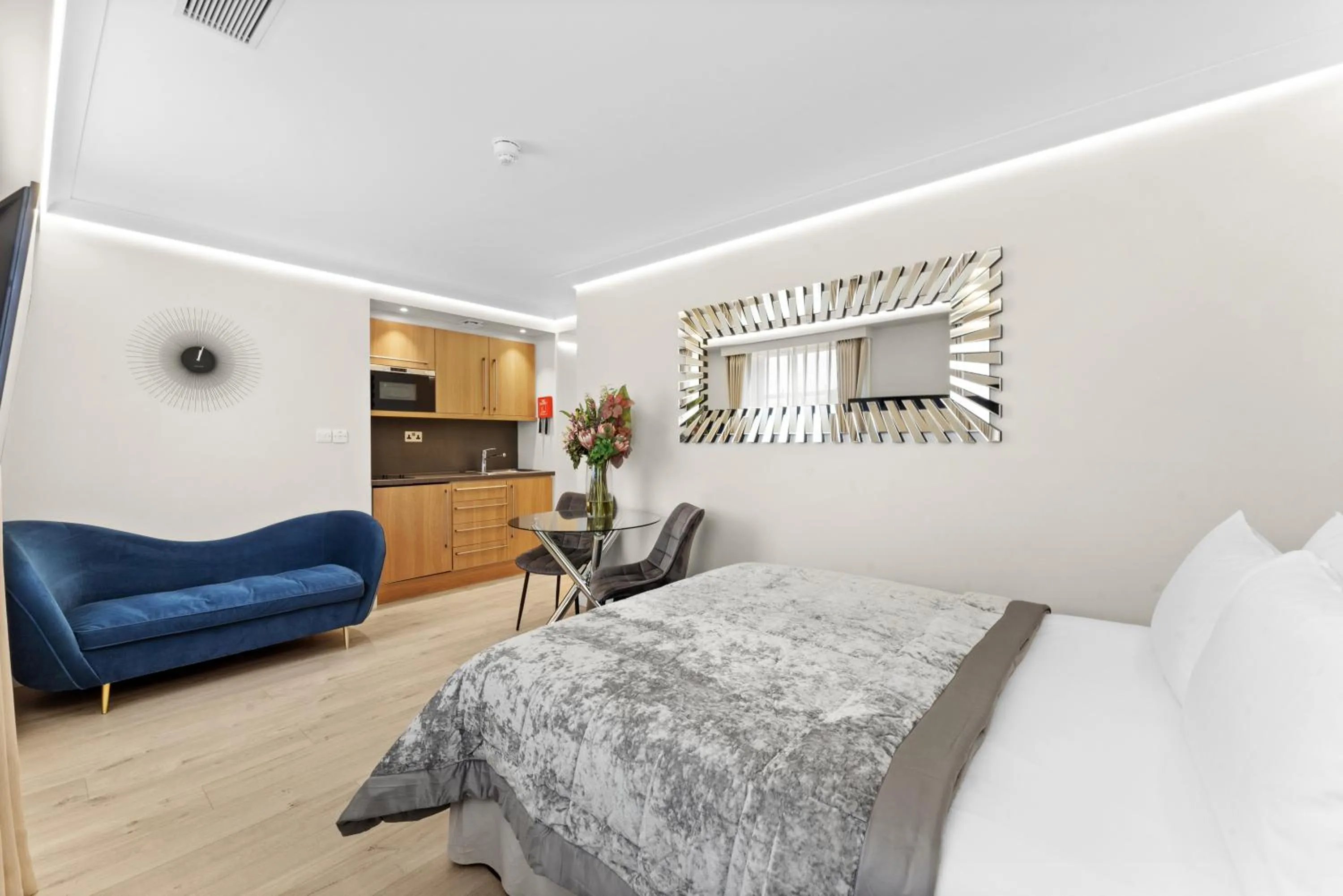 Bed in Cleveland Residences Russell Square