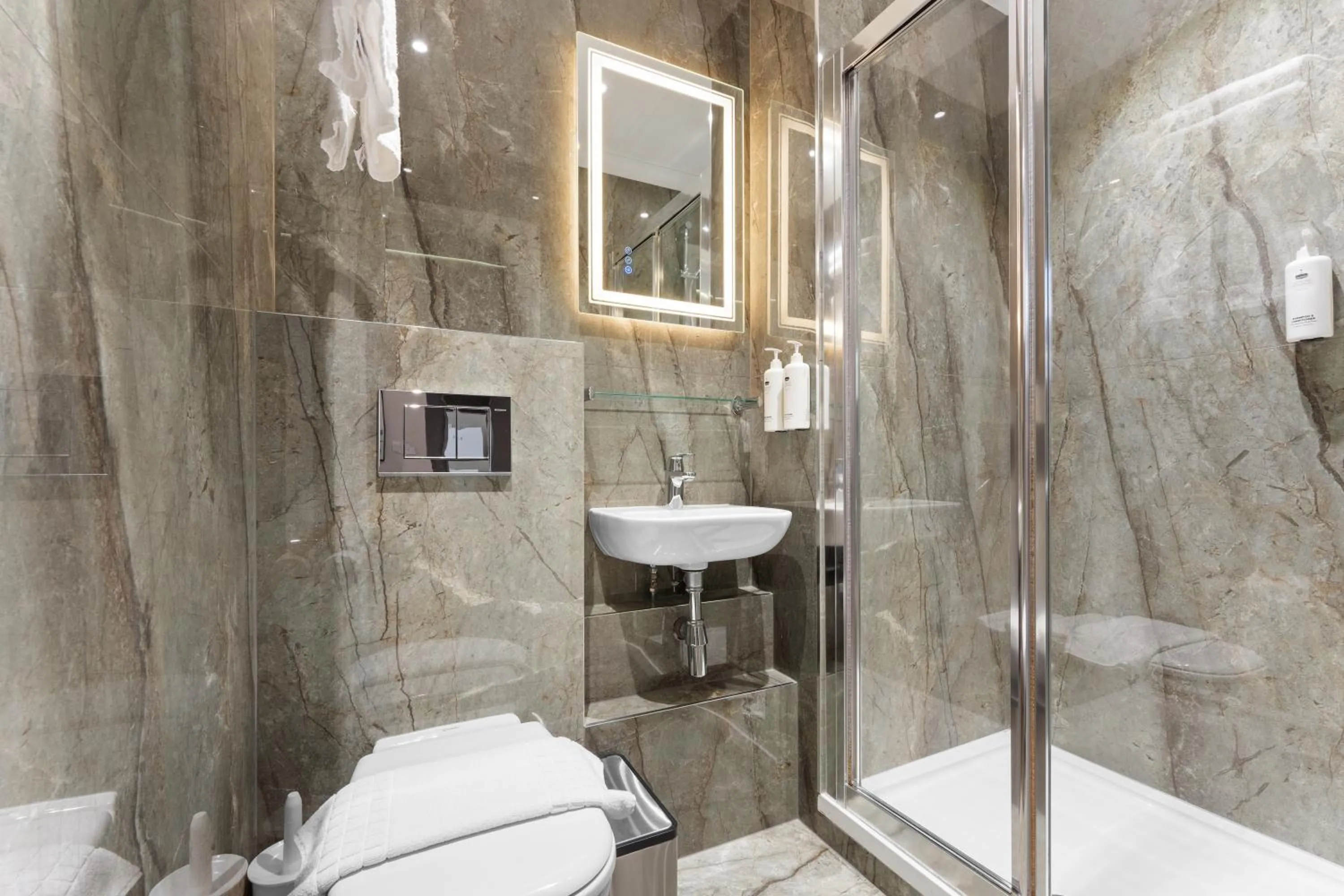 Shower in Cleveland Residences Russell Square