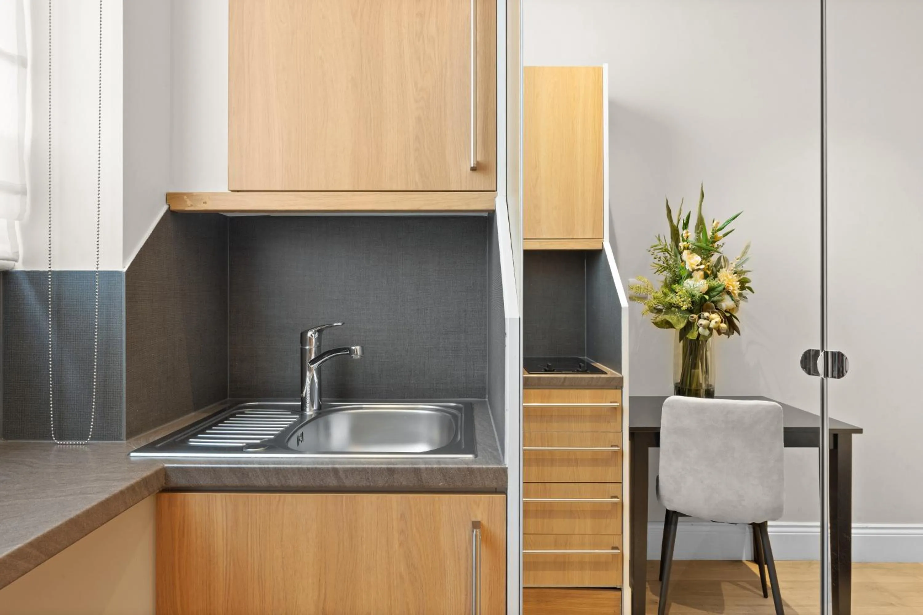 Kitchen or kitchenette in Cleveland Residences Russell Square