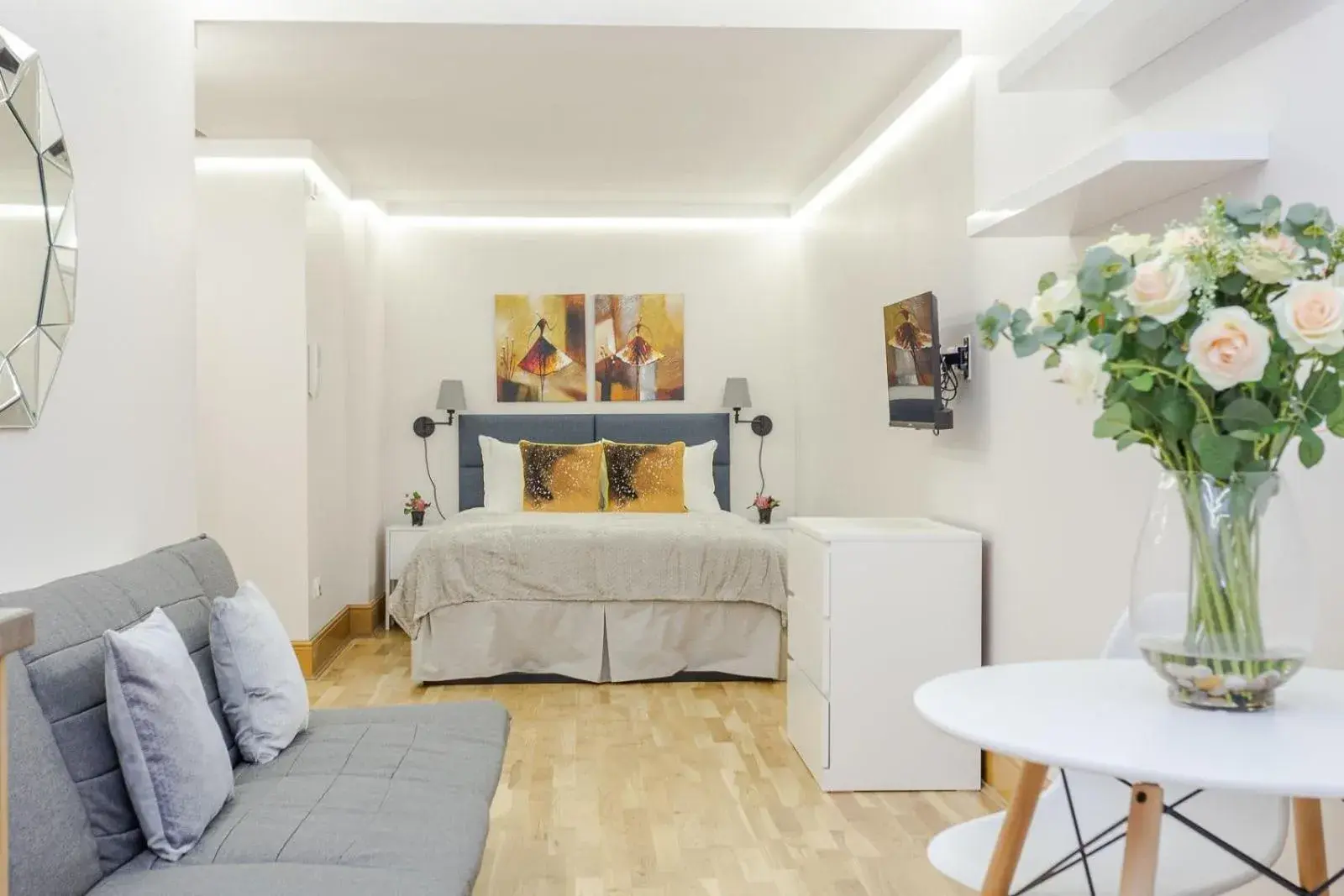 Family Studio with Kids Sofa Bed Lower Ground in Cleveland Residences Russell Square Family Studio with Kids Sofa Bed Lower Ground in Cleveland Residences Russell Square