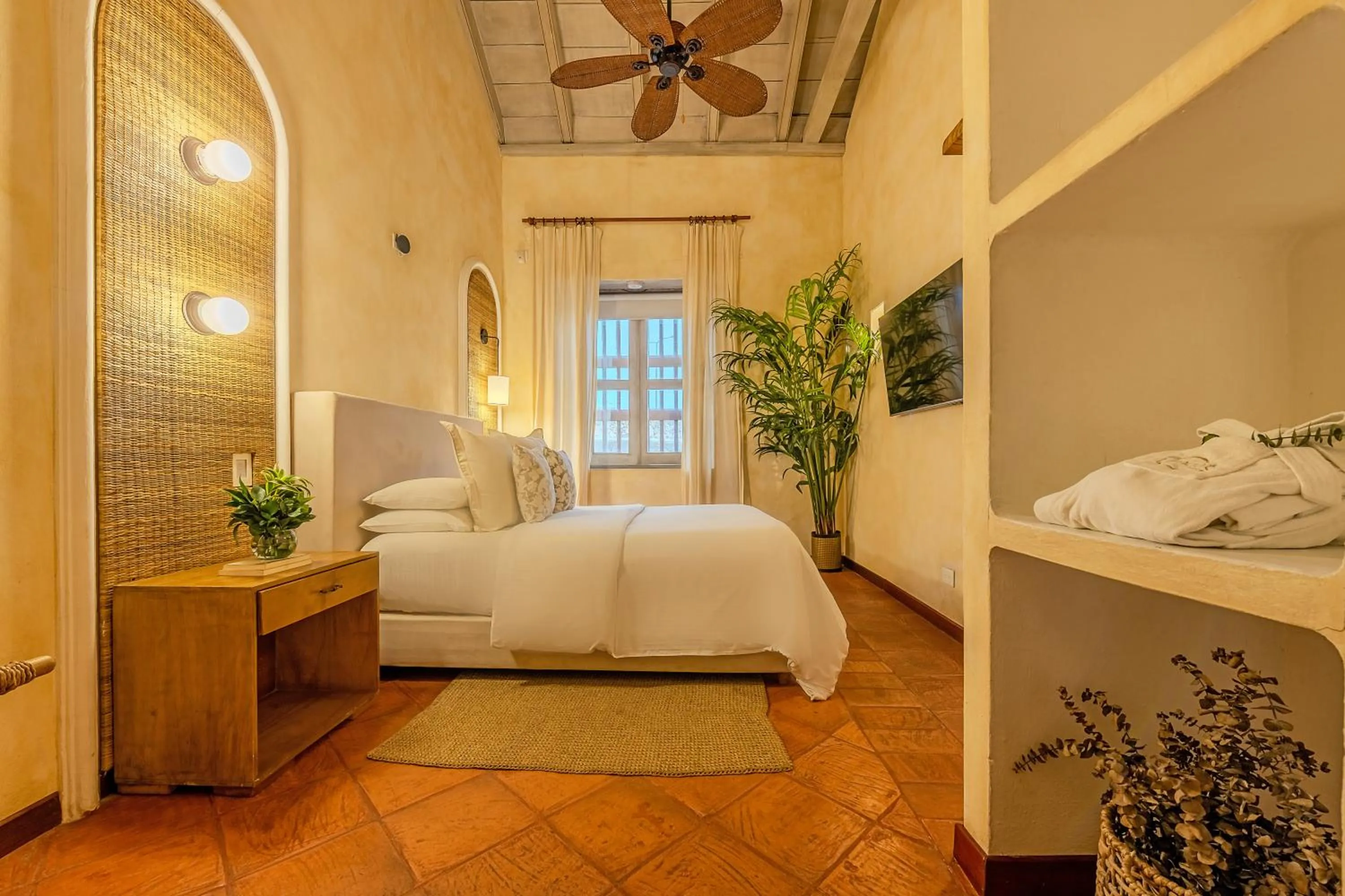 Photo of the whole room, Bed in Moet Cartagena Hotel Boutique Adutls Only