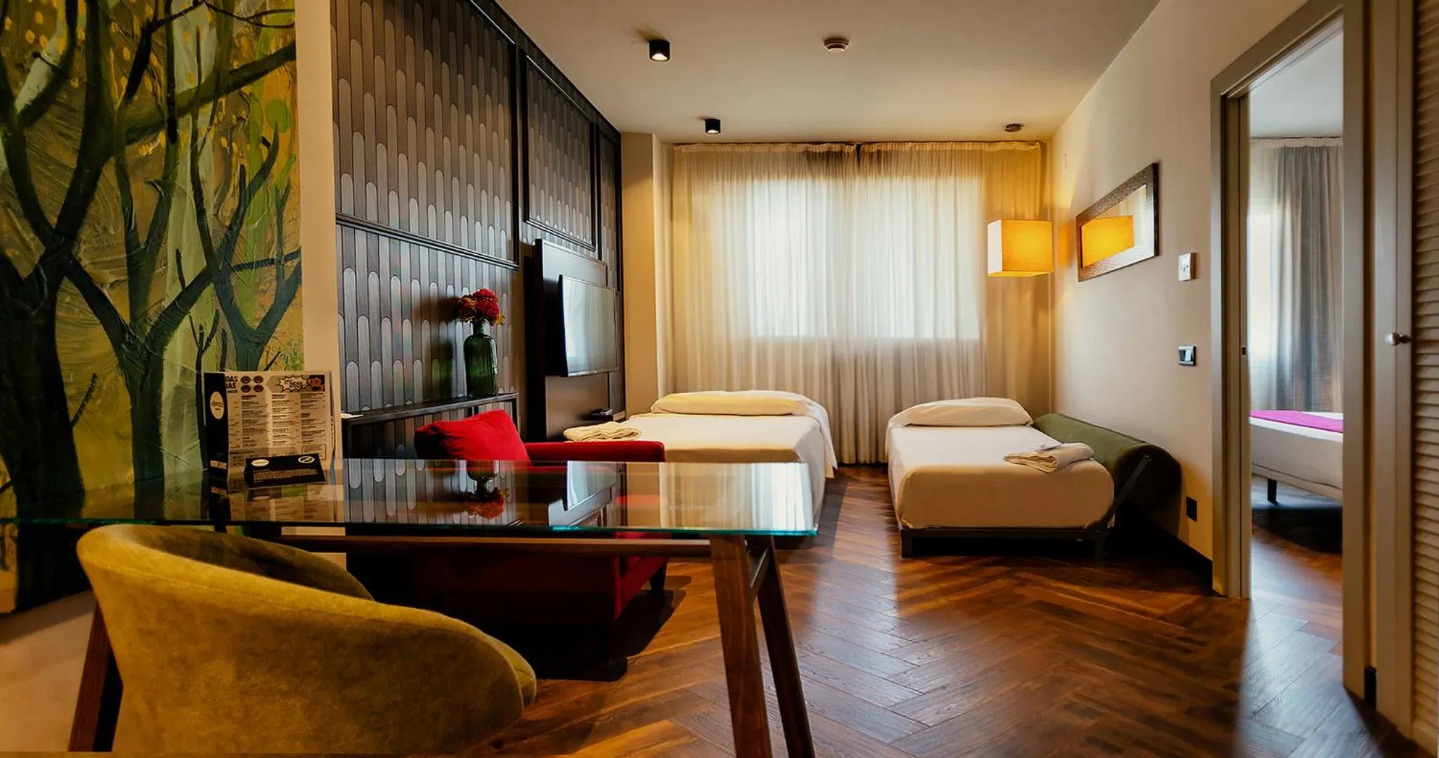 Photo of the whole room, Bed in Vértice Sevilla Aljarafe