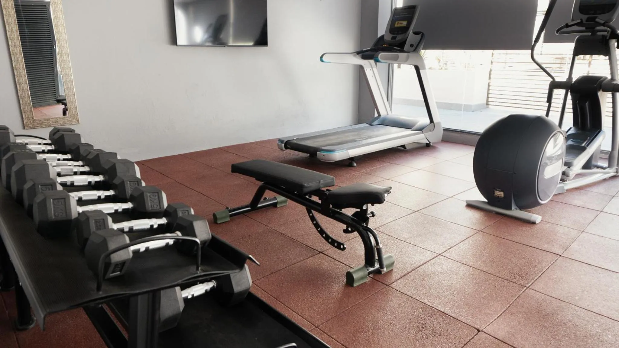 Fitness centre/facilities in Vértice Sevilla Aljarafe