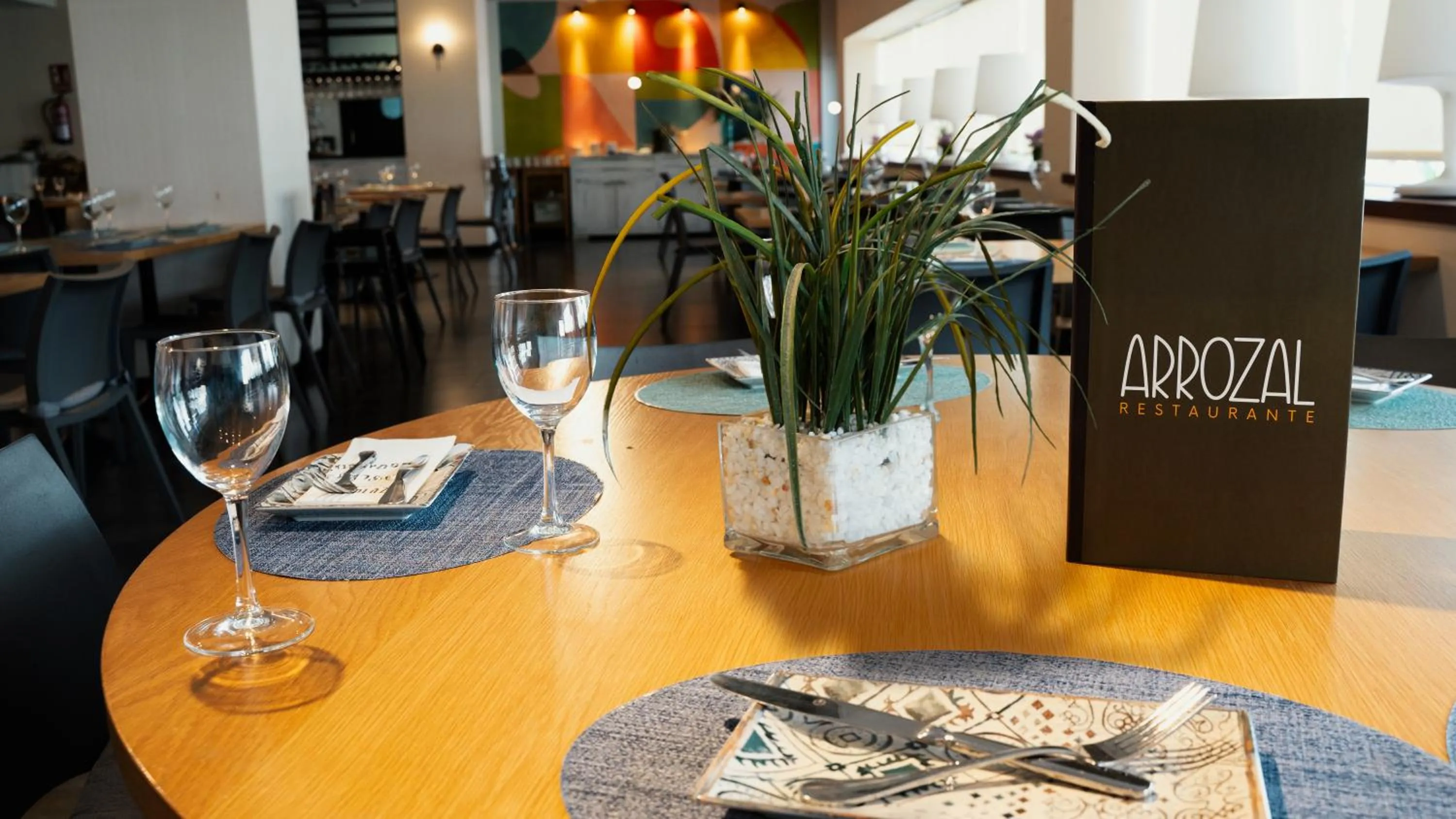 Restaurant/places to eat in Vértice Sevilla Aljarafe