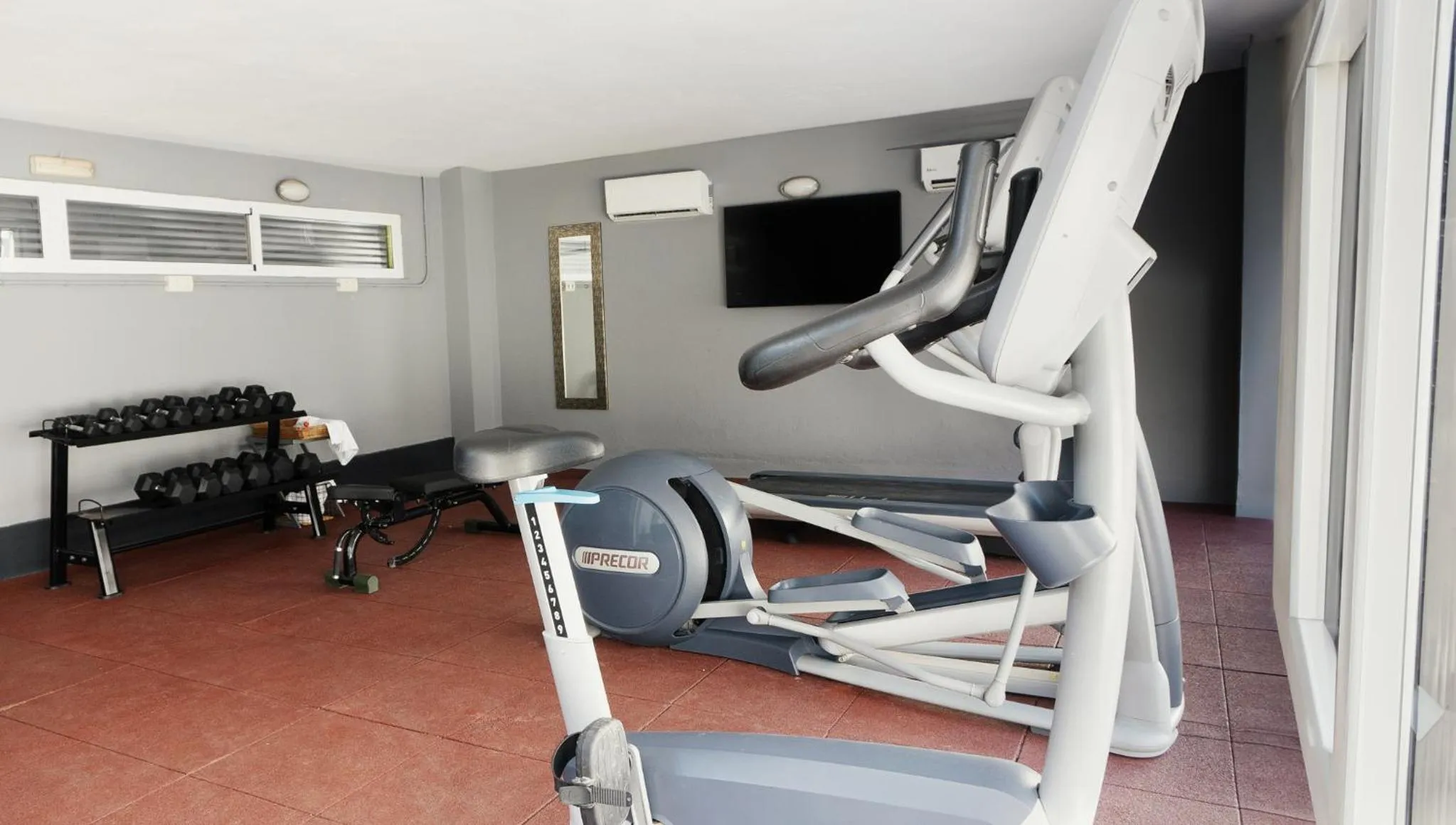Fitness centre/facilities in Vértice Sevilla Aljarafe