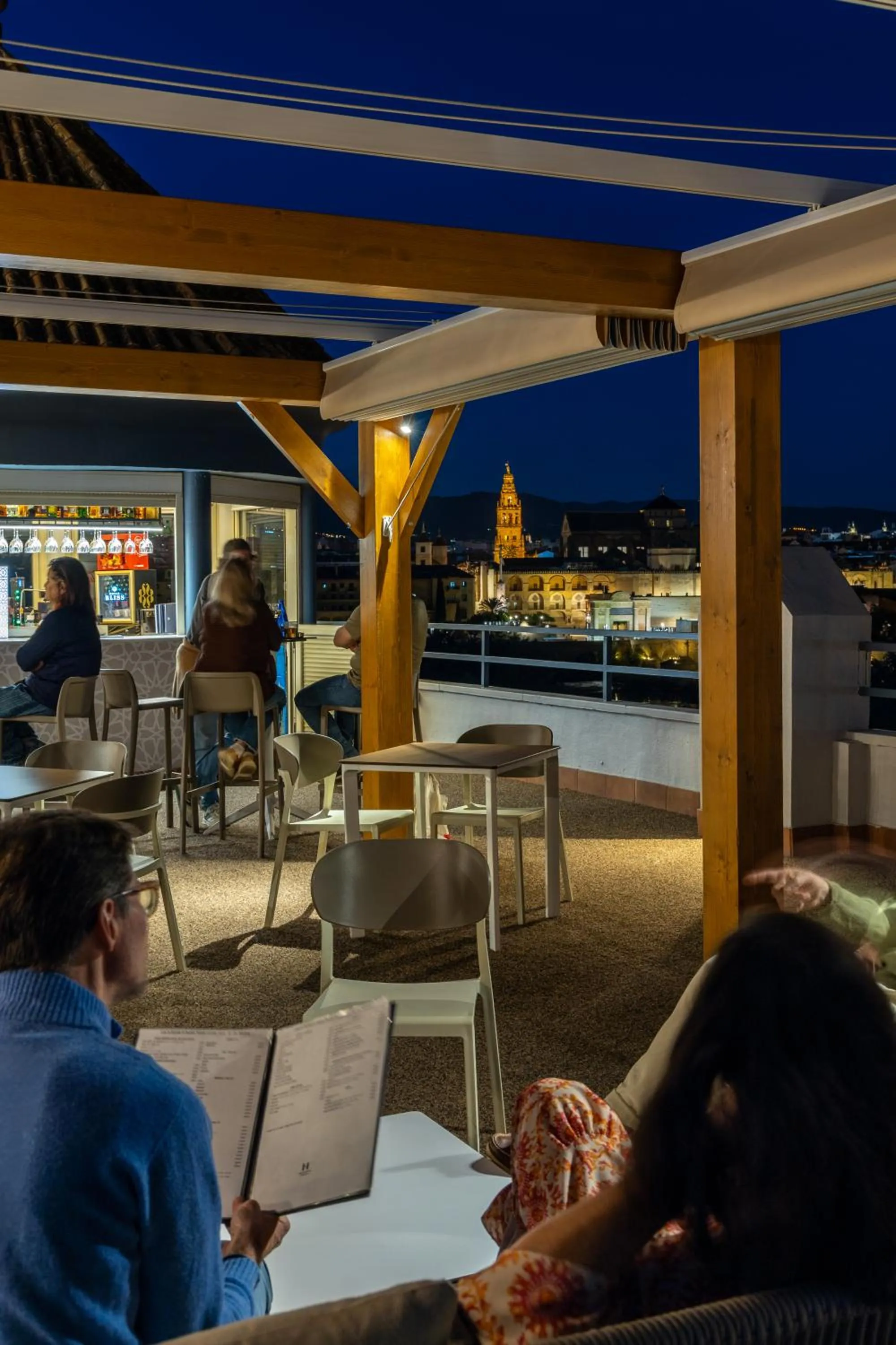 Night in Hesperia Córdoba