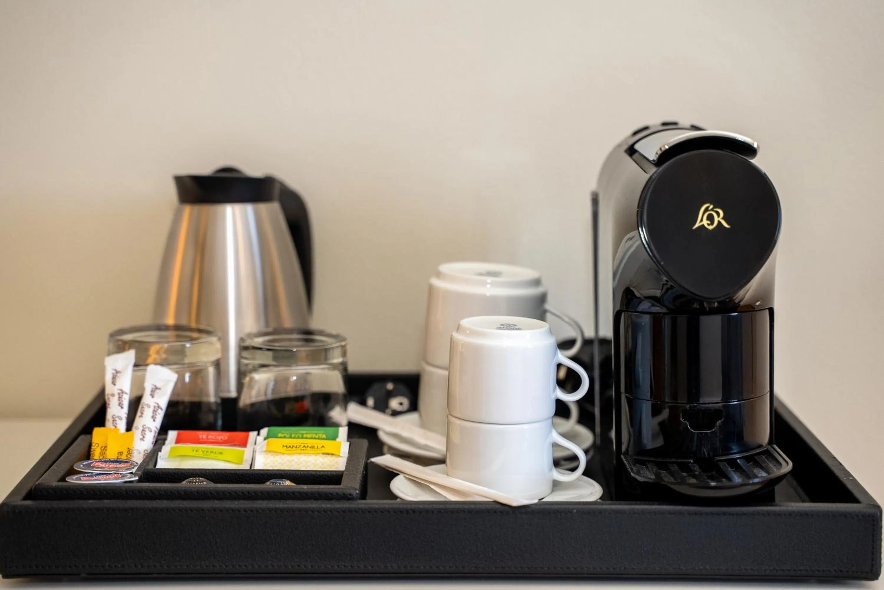 Coffee/tea facilities in Hesperia Córdoba