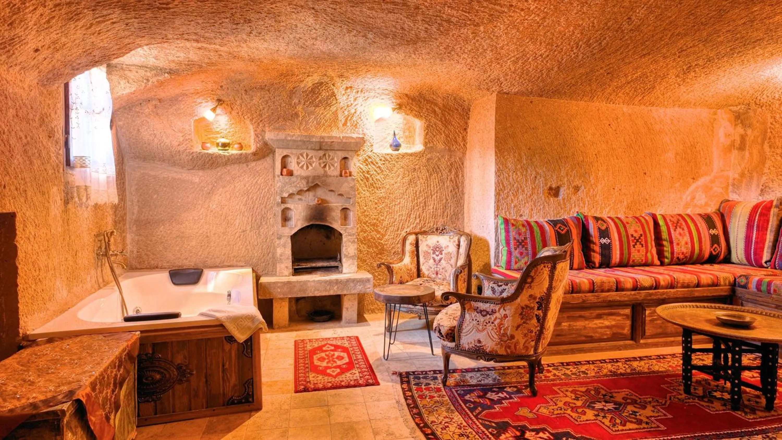 Living room in Shiraz Cave Cappadocia