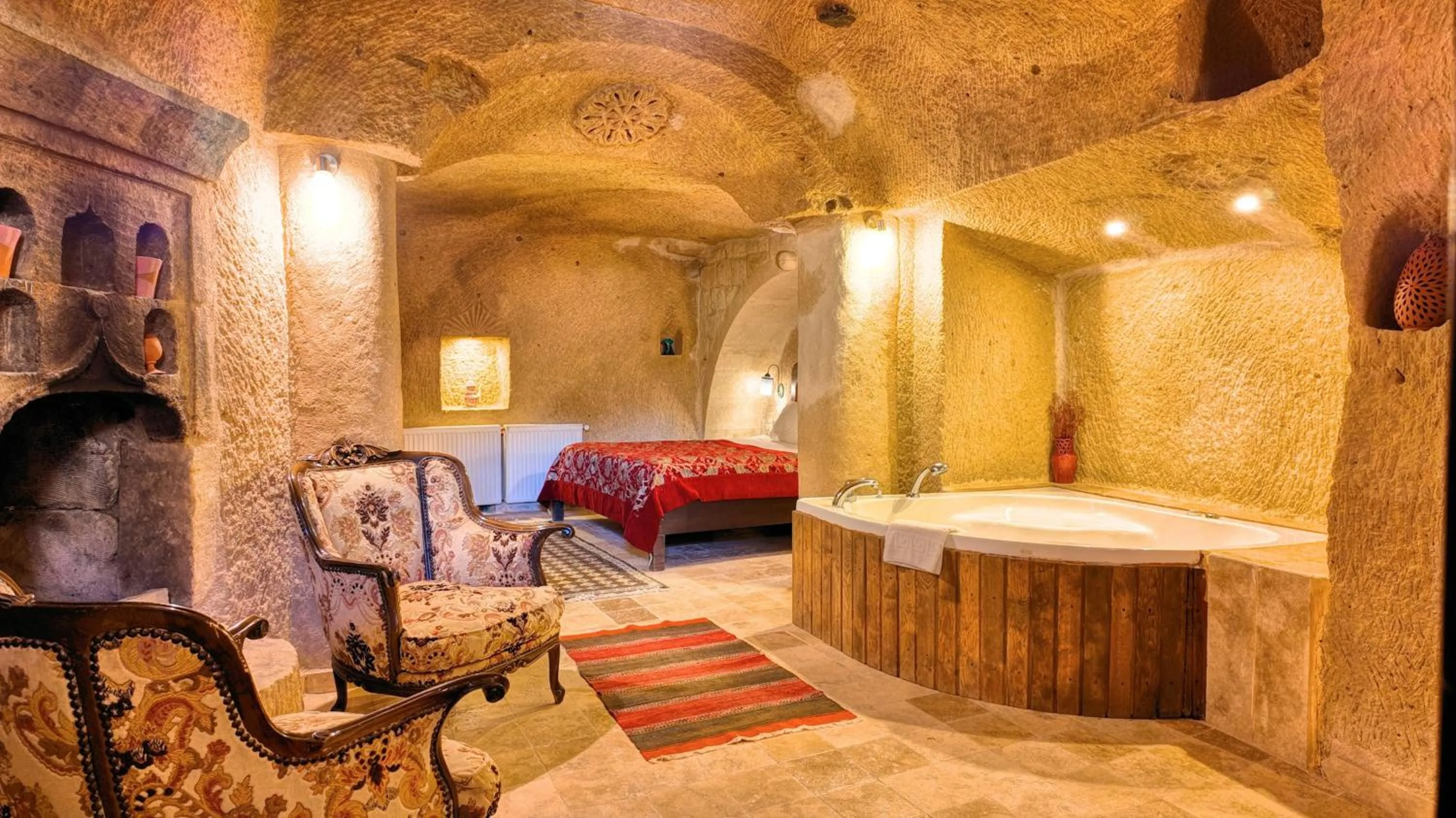 Photo of the whole room in Shiraz Cave Cappadocia