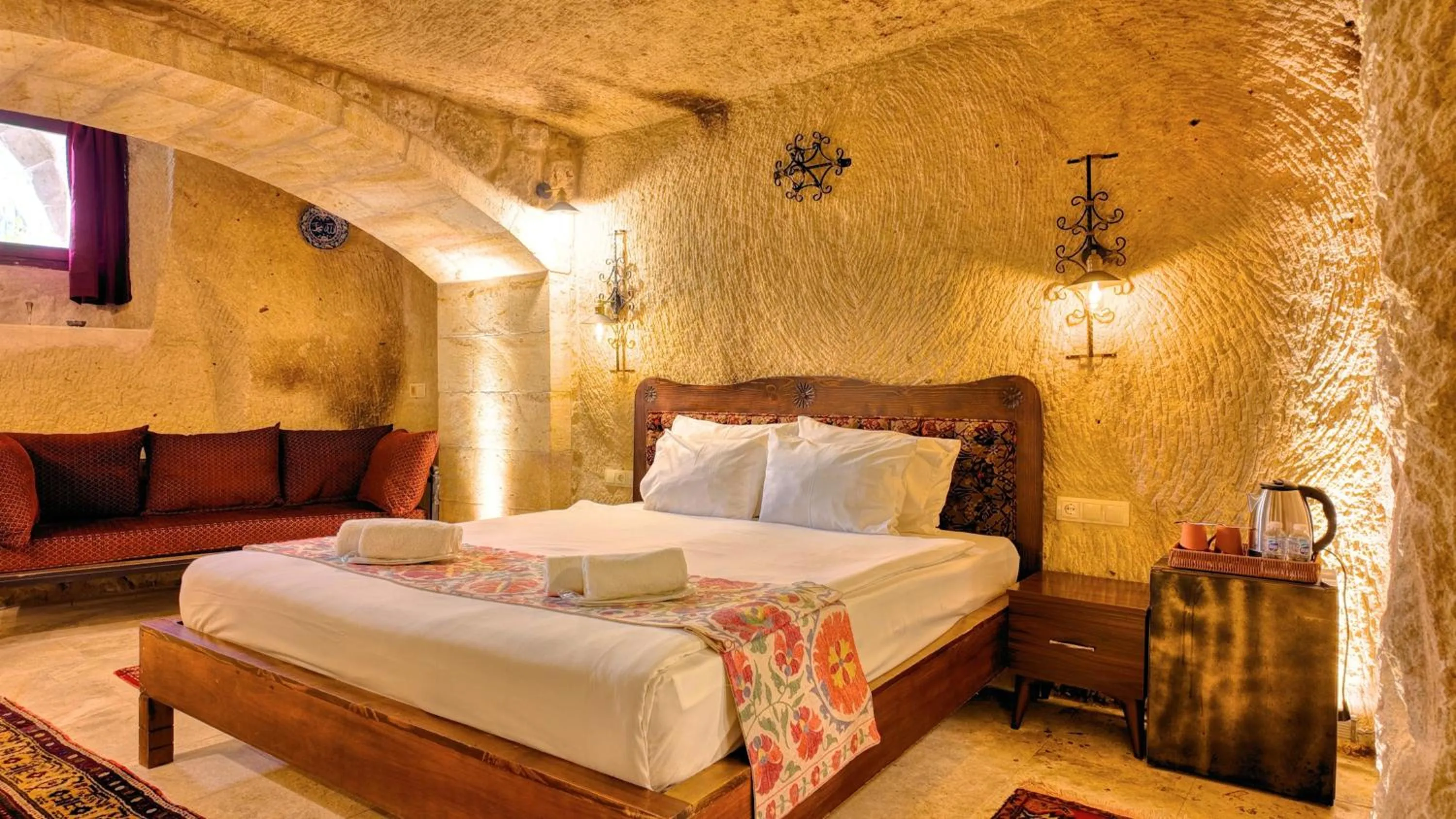 Bed in Shiraz Cave Cappadocia