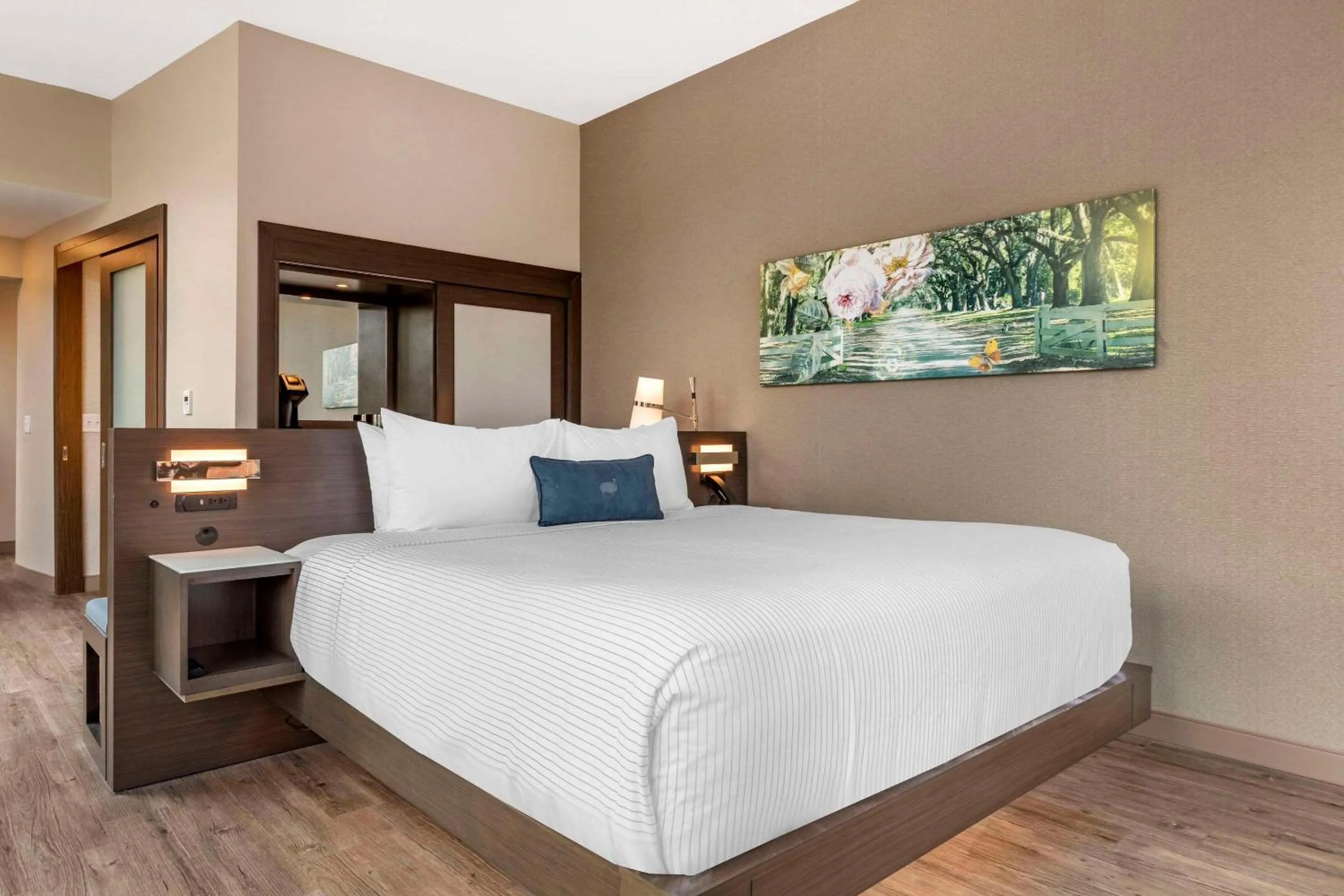 Bedroom, Bed in Cambria Hotel Savannah Downtown Historic District