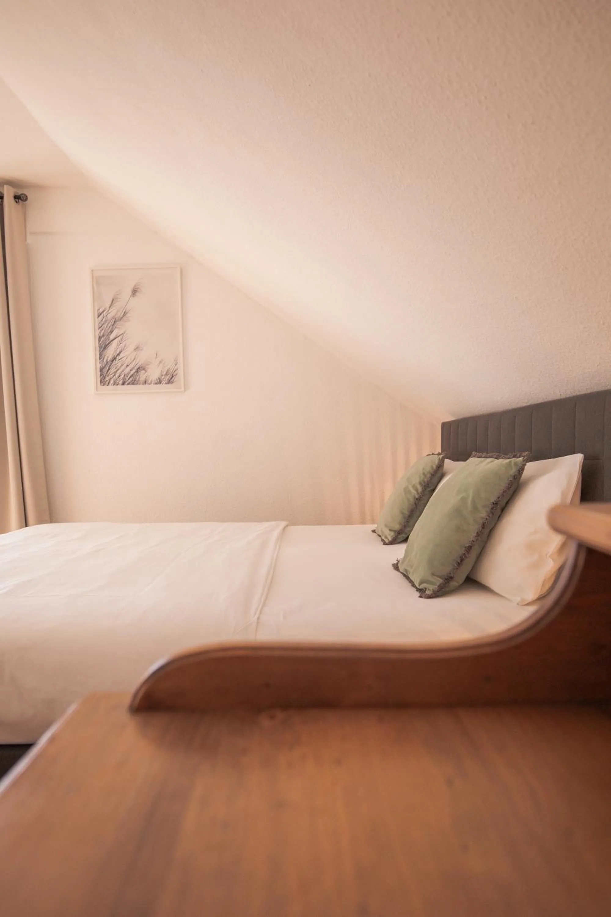 Photo of the whole room, Bed in Landhotel Strandallee