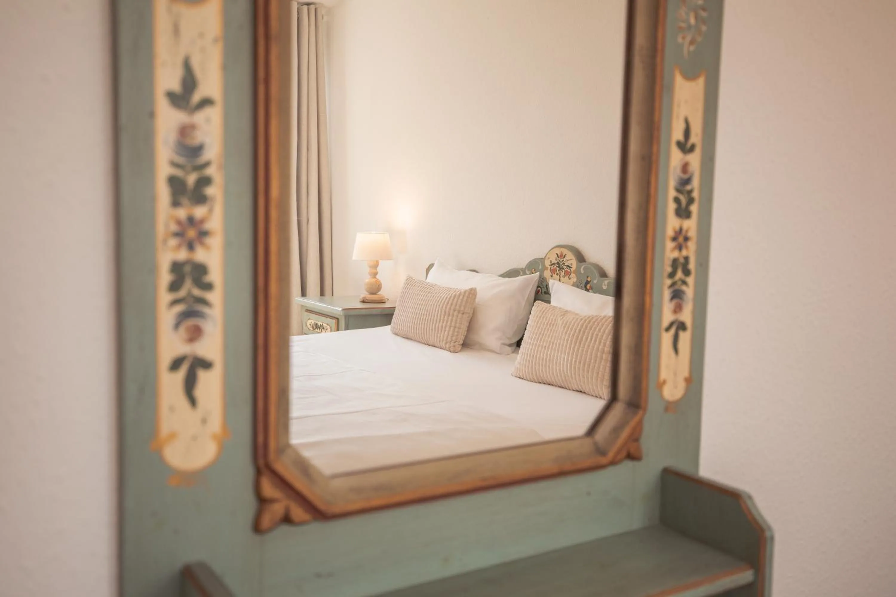 Photo of the whole room, Bed in Landhotel Strandallee