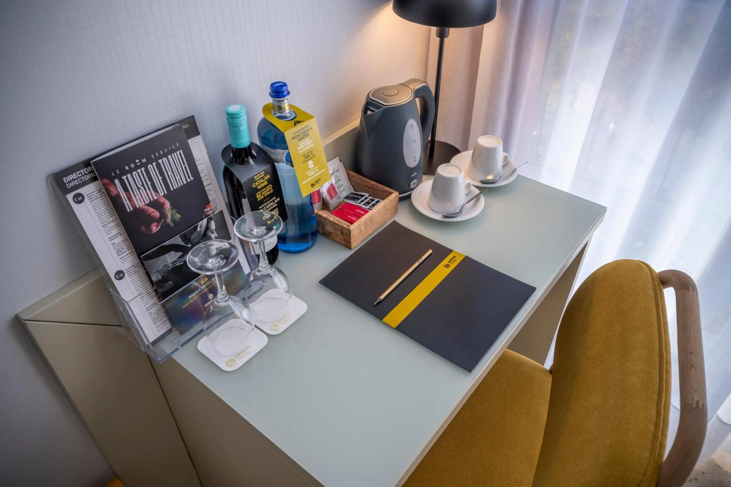 Photo of the whole room in Hotel SERHS Del Port