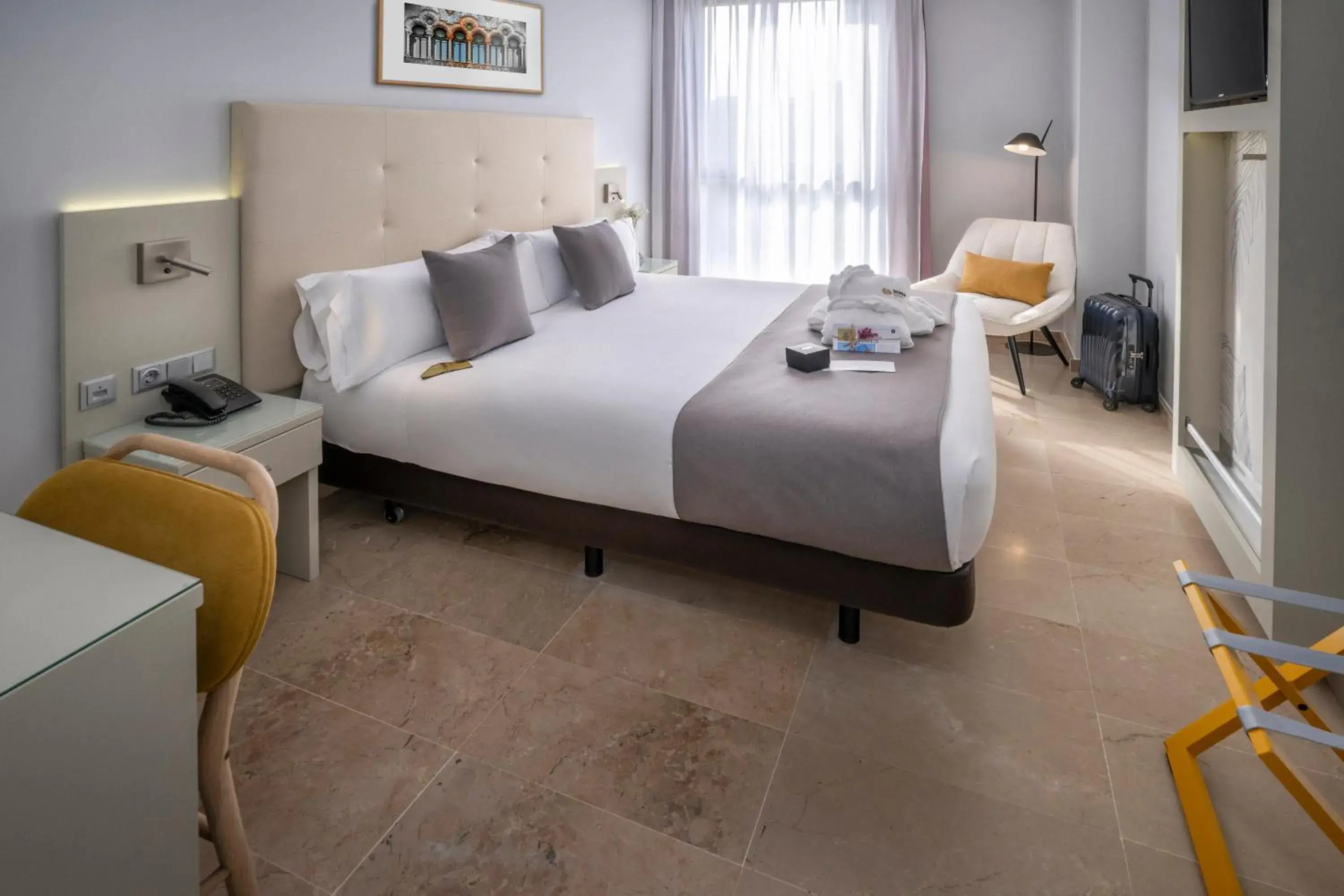 Double or Twin Room with View in Hotel SERHS Del Port Double or Twin Room with View in Hotel SERHS Del Port