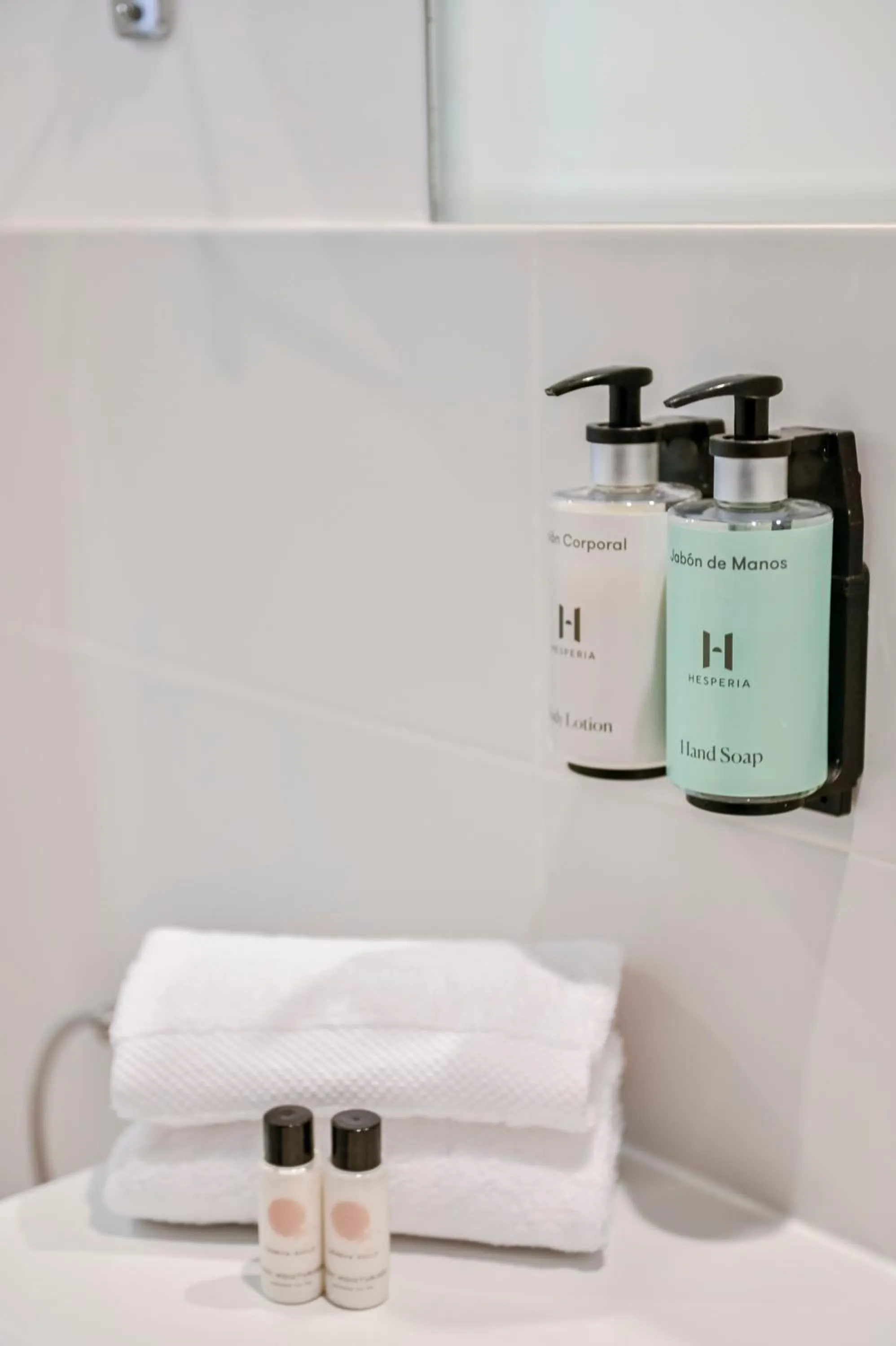 Bathroom in Hesperia Barcelona Barri Gòtic