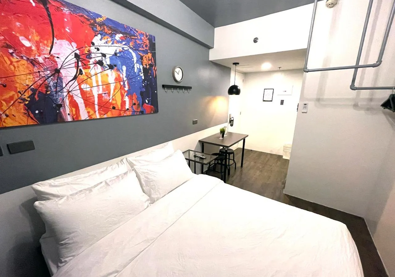 Bed in mySTAY Hotel BGC West