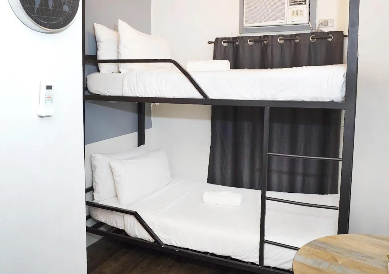 Bed in mySTAY Hotel BGC North