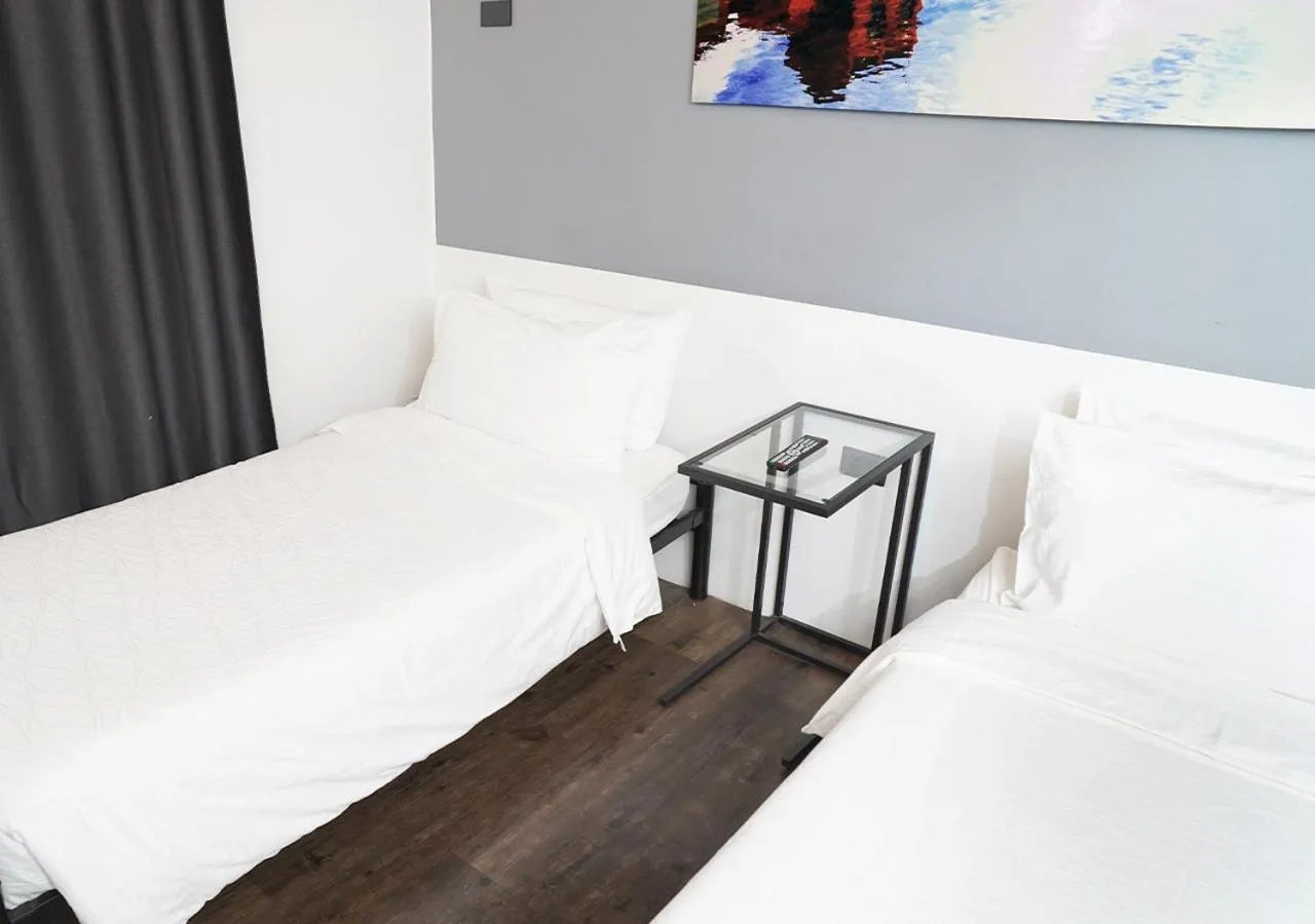 Bed in mySTAY Hotel BGC North