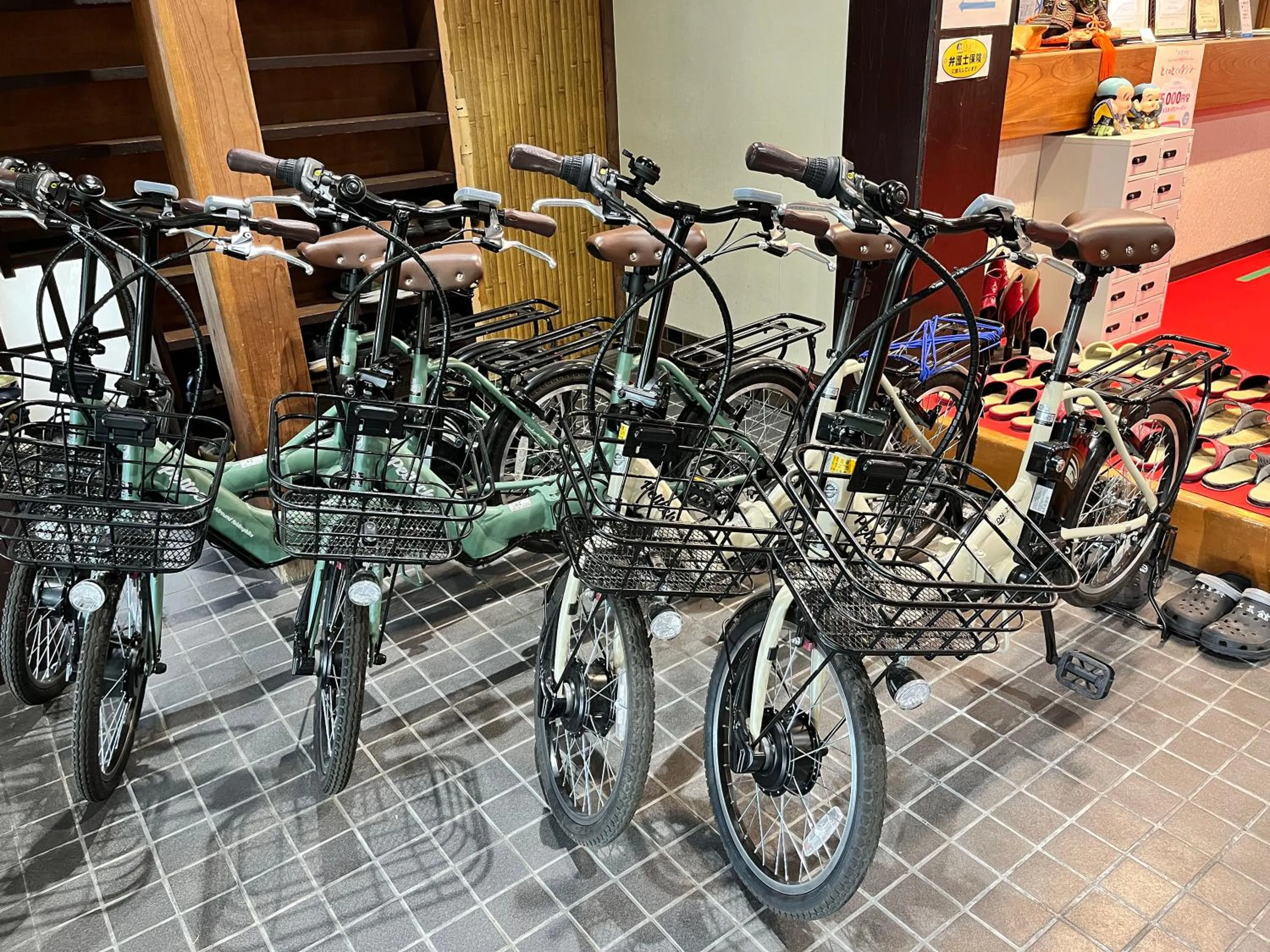 Cycling in Guest Room Furusatomura Kogeikan