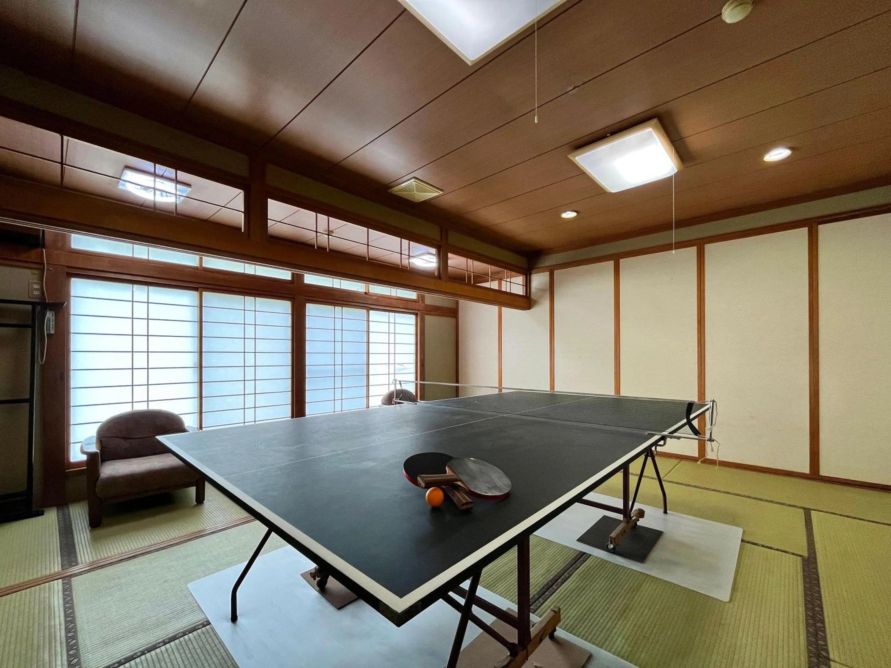 Table tennis in Guest Room Furusatomura Kogeikan