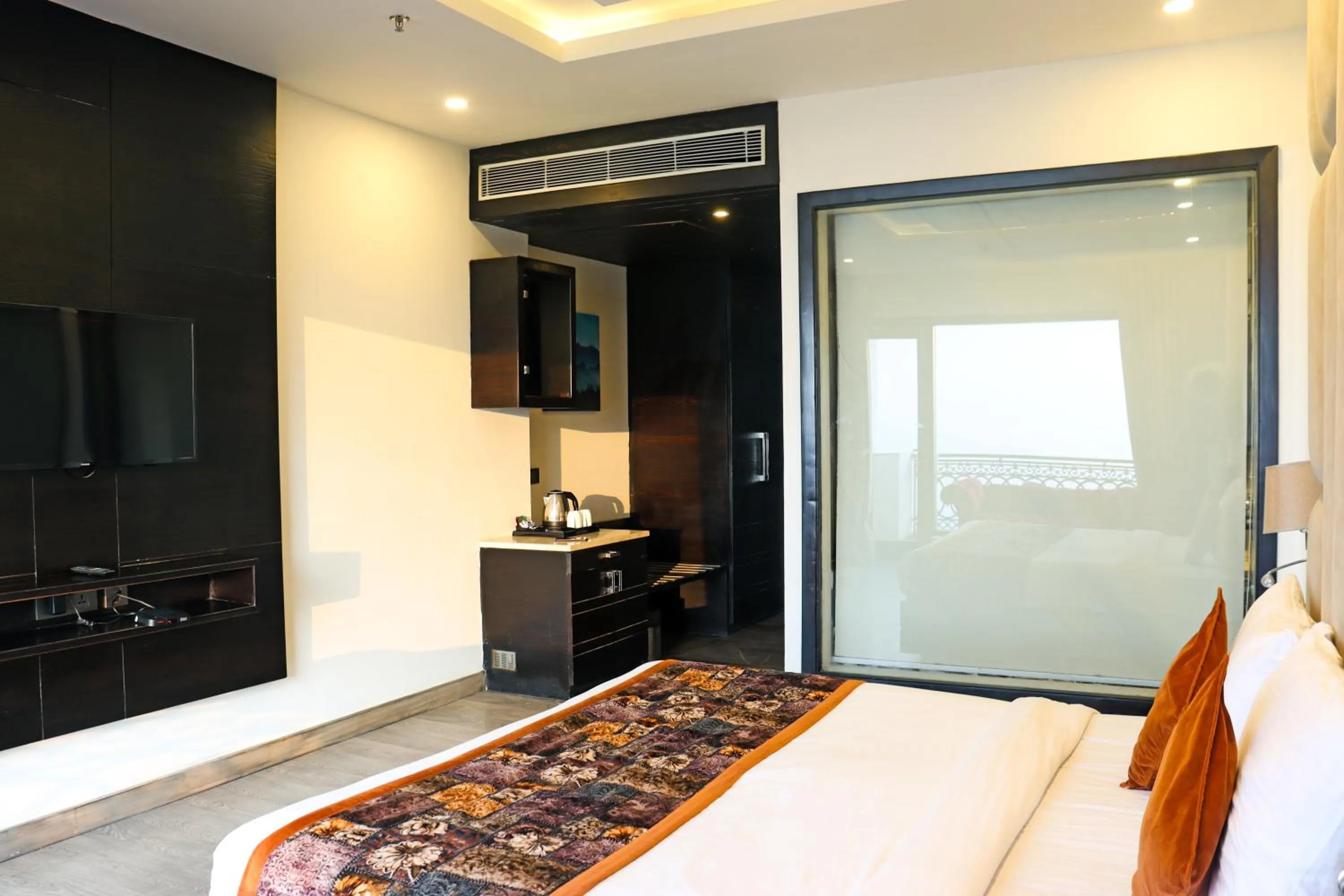 Bed in Rosetum Kasauli