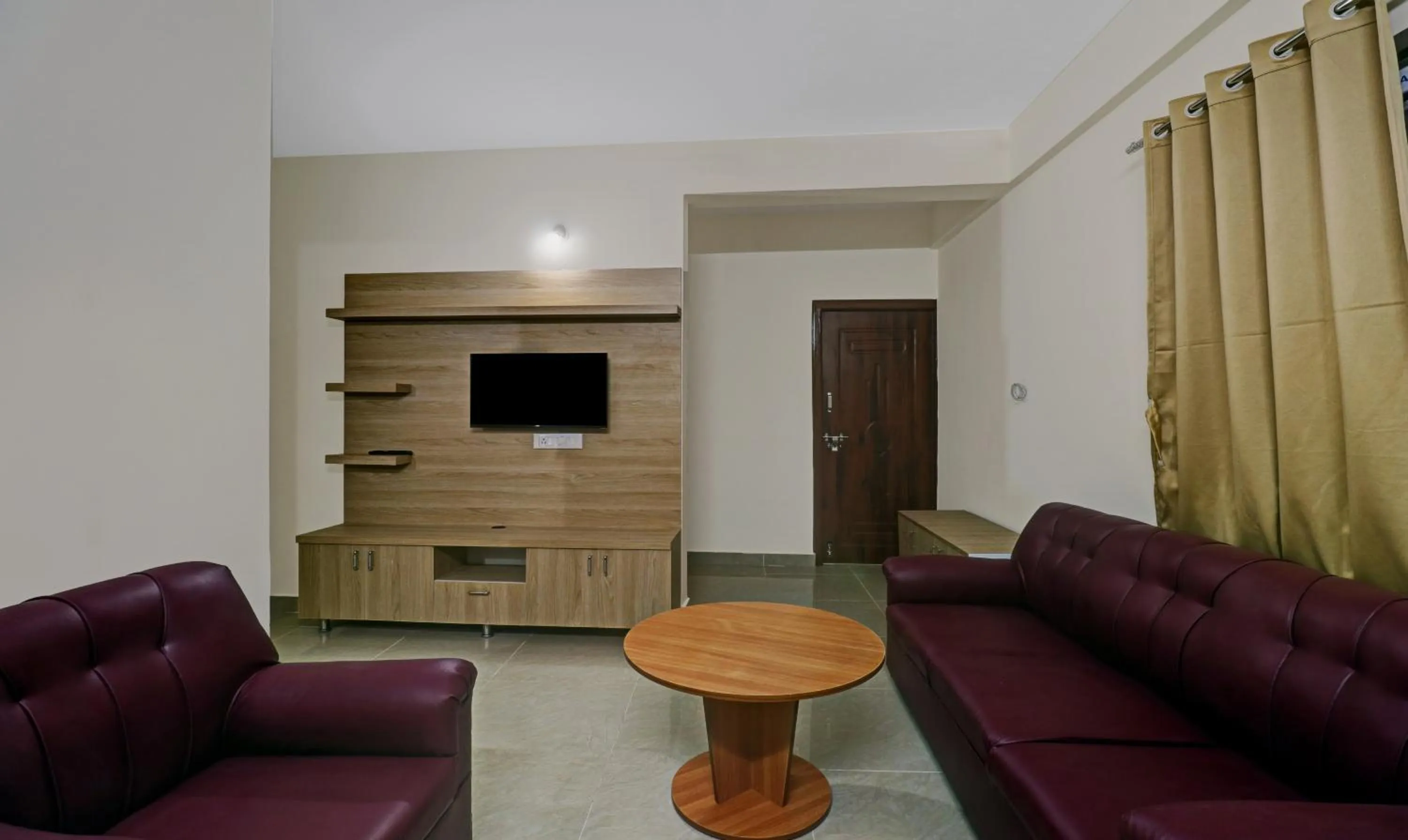 Bedroom in Treebo SLN Heritage