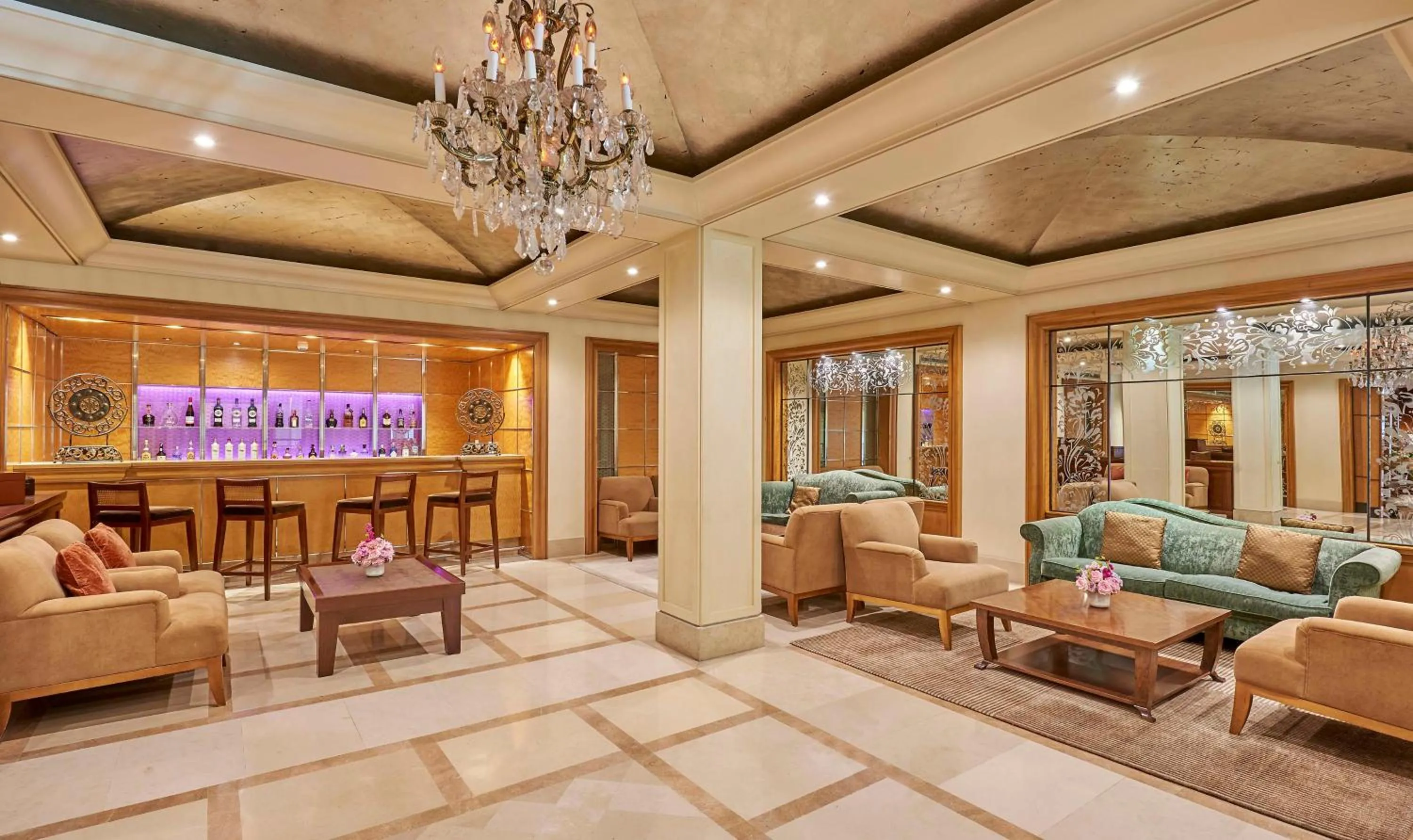 Lounge or bar in NH Collection A Coruña Finisterre