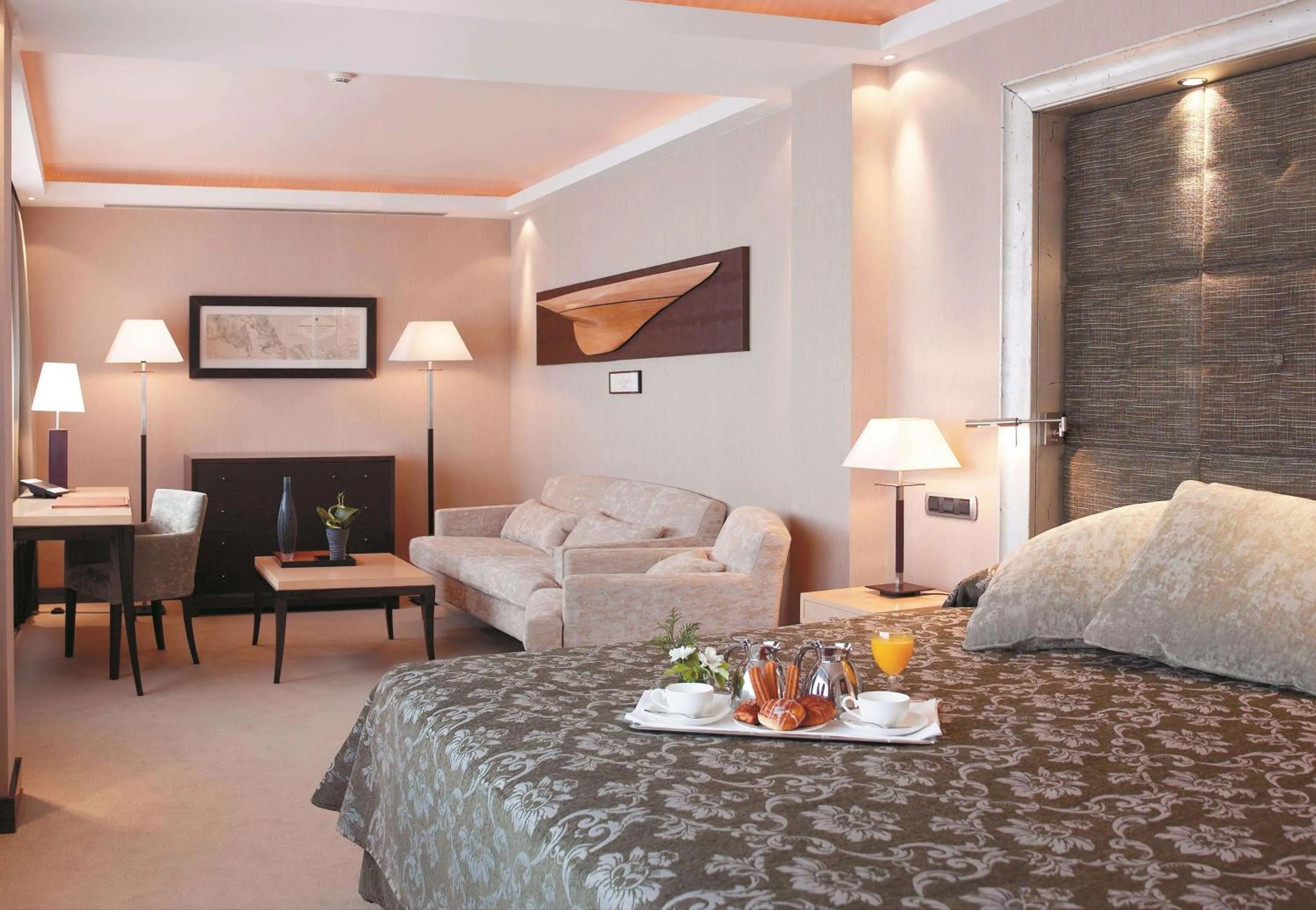 Bedroom, Bed in NH Collection A Coruña Finisterre