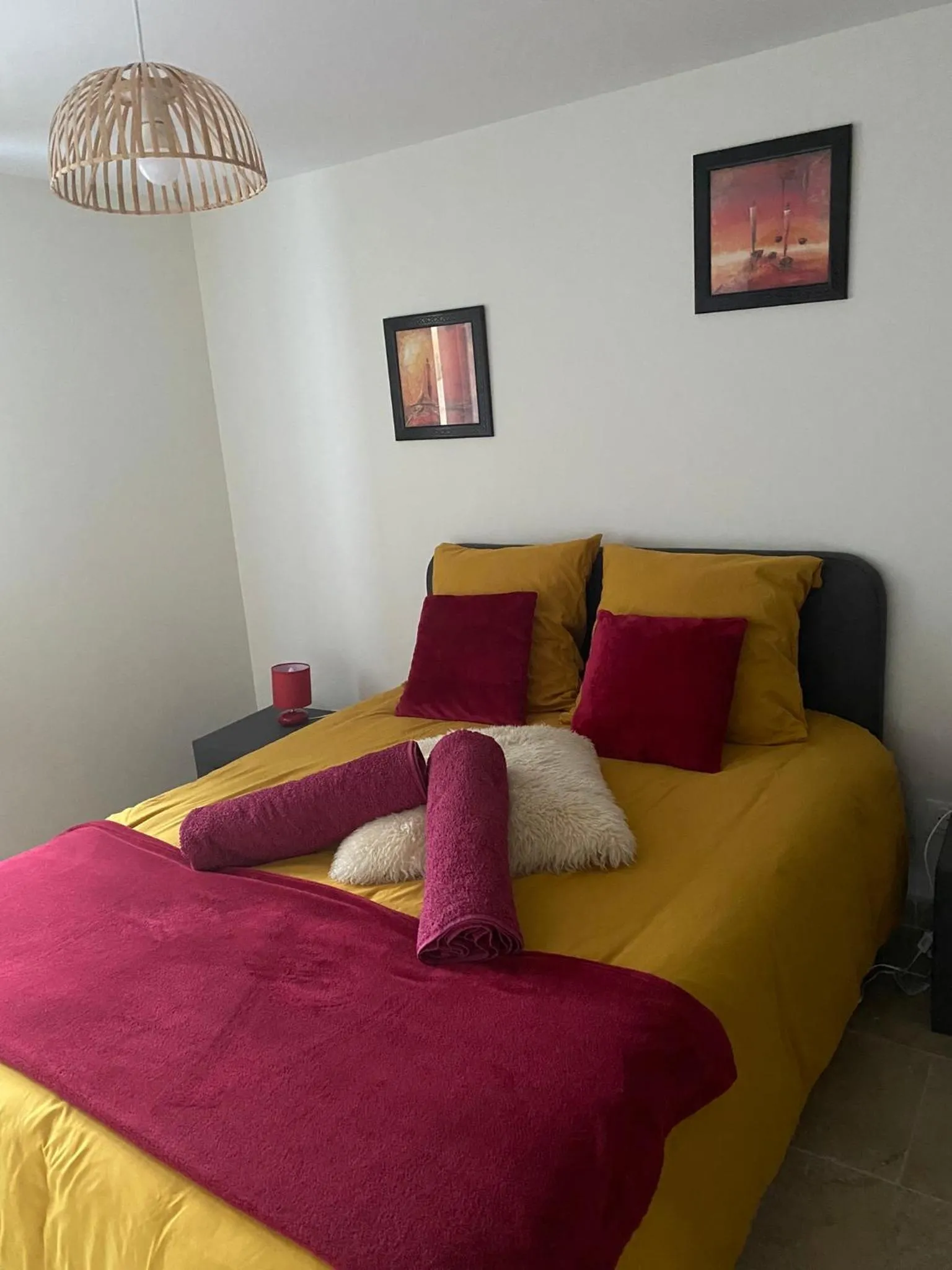 Bed in L échappée belle