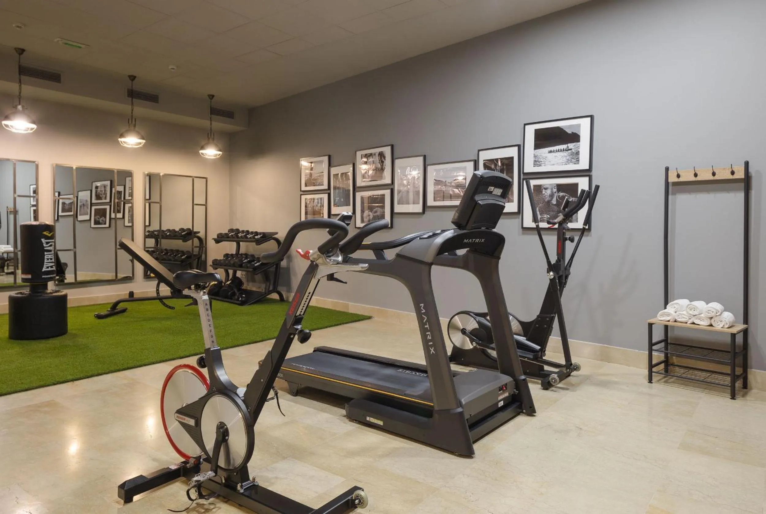 Fitness centre/facilities in Hotel Antik San Sebastián