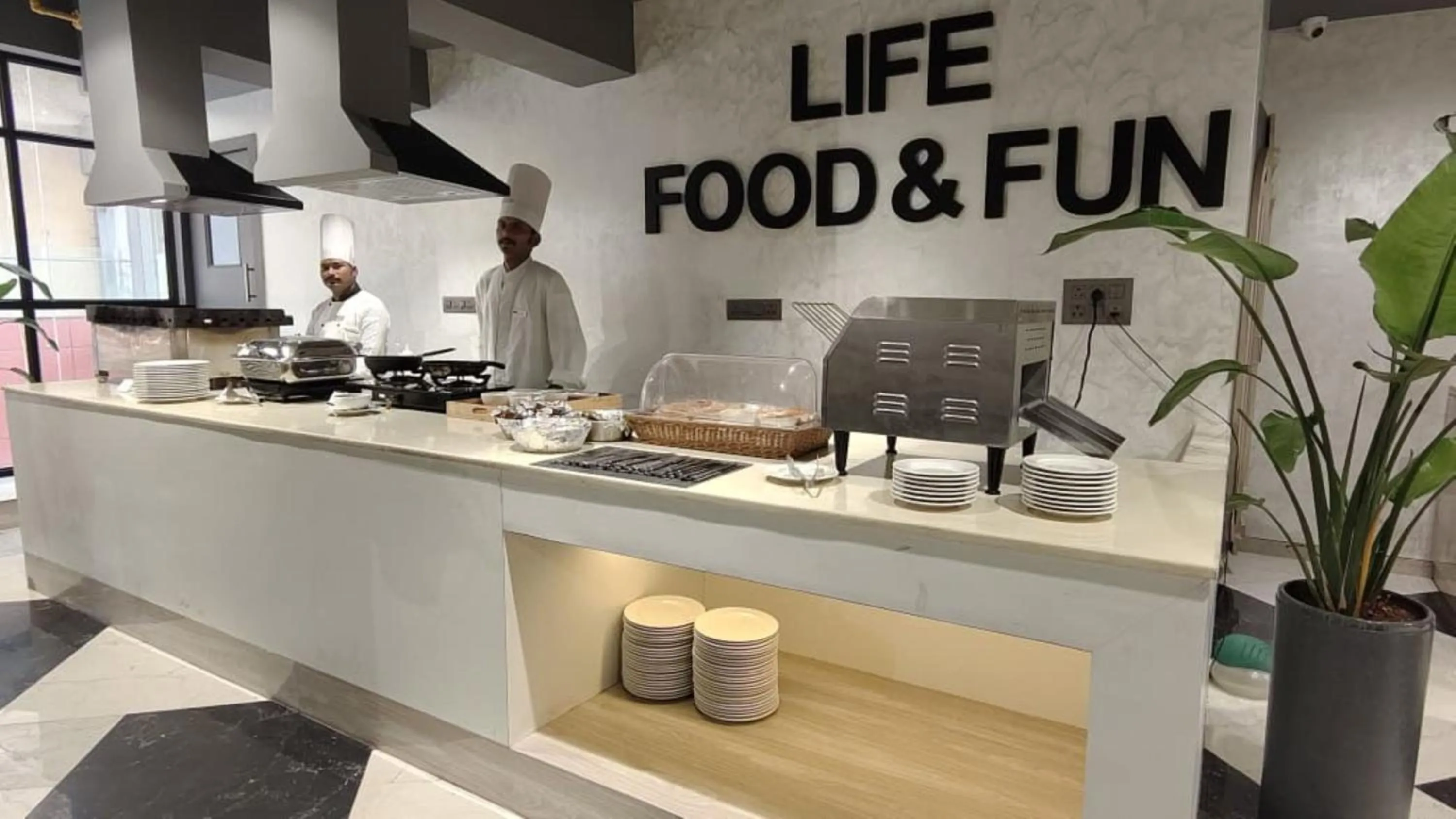 Breakfast in Keys Lite by Lemon Tree Hotels, Urban Square, Udaipur