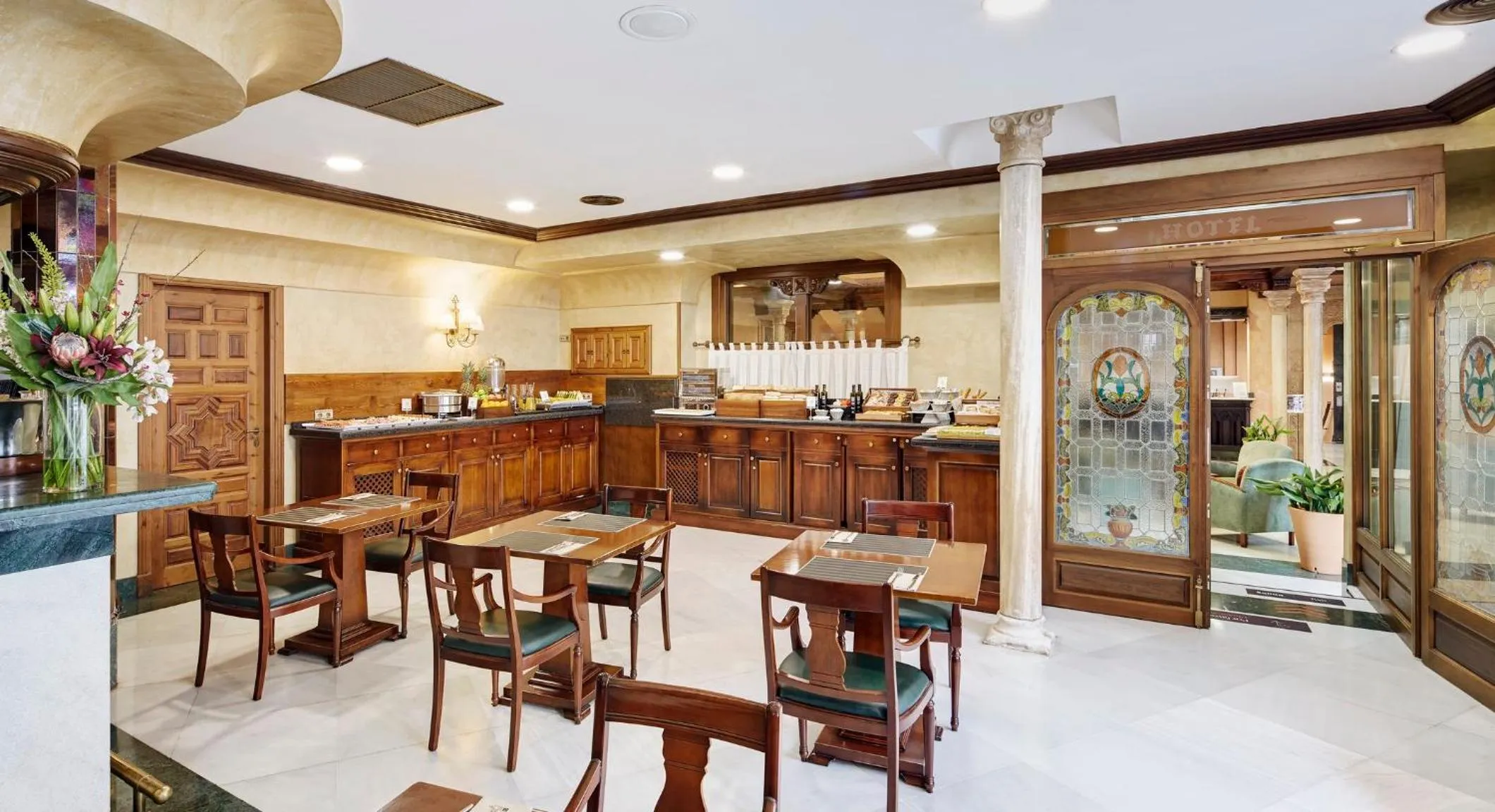 Breakfast in Sercotel Palacio de los Gamboa