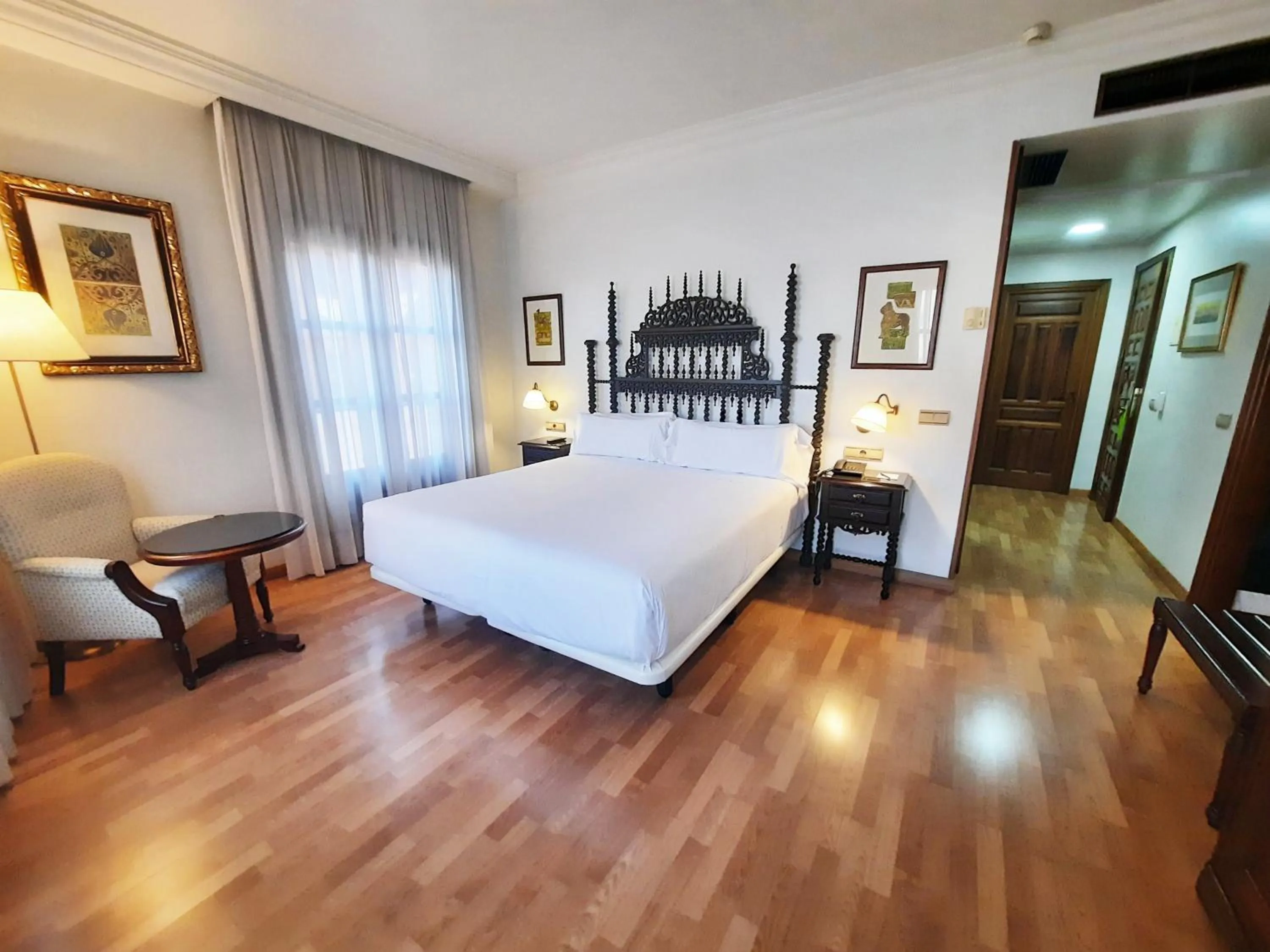 Photo of the whole room, Bed in Sercotel Palacio de los Gamboa