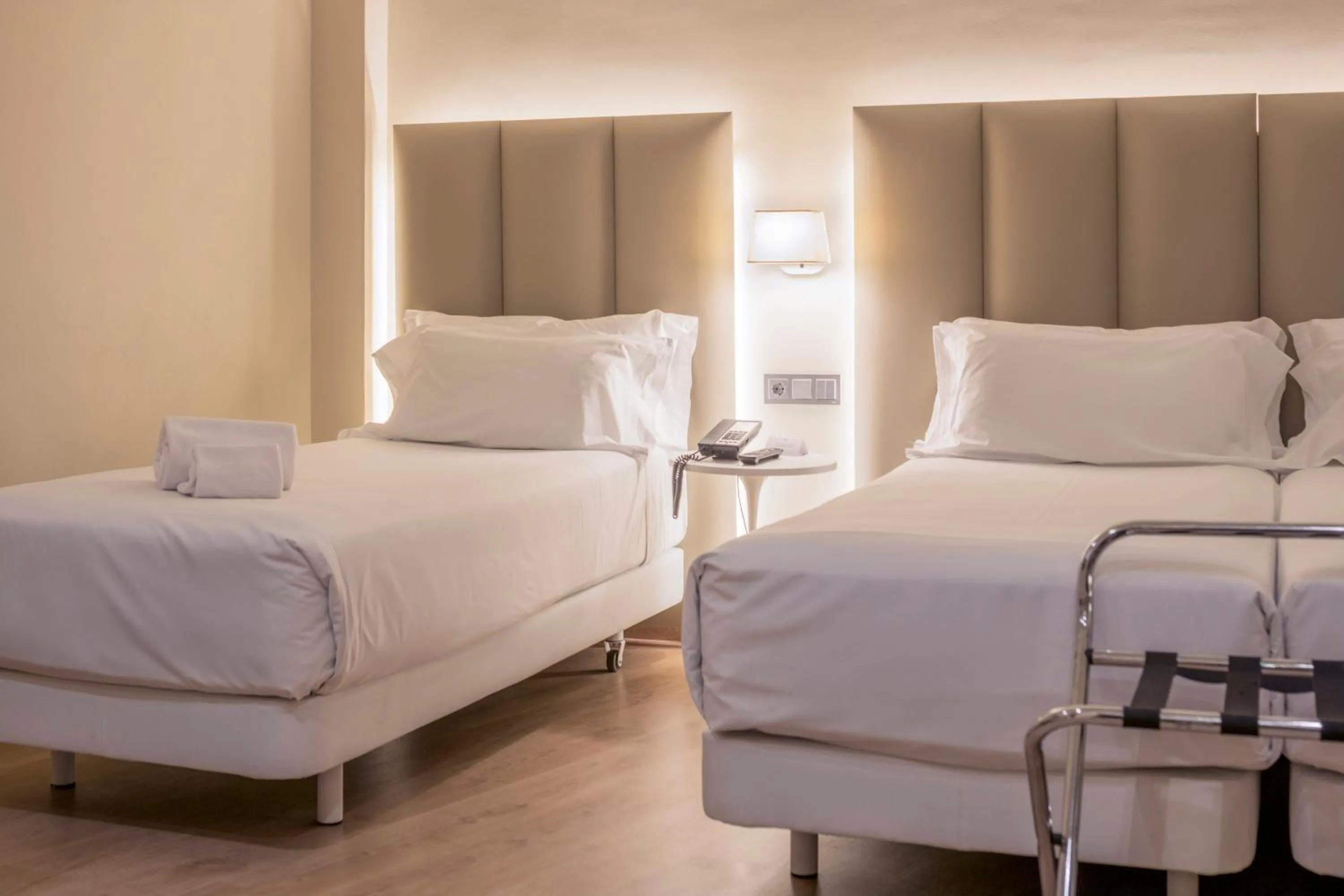 Bed in Hesperia Murcia Centro