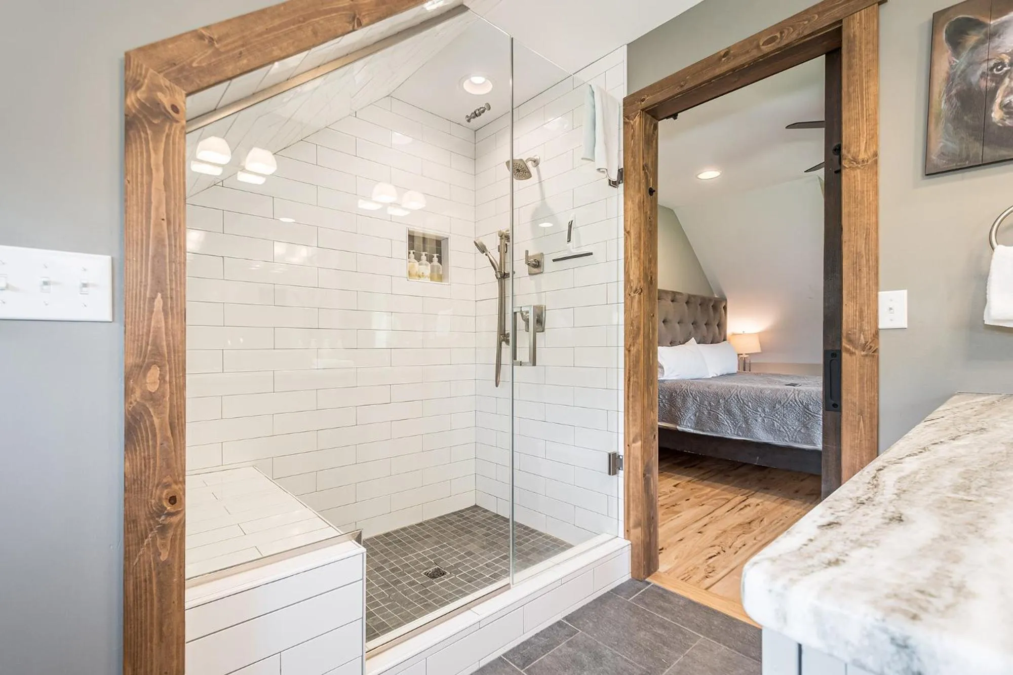 Property building, Bed in Away in the Mountains